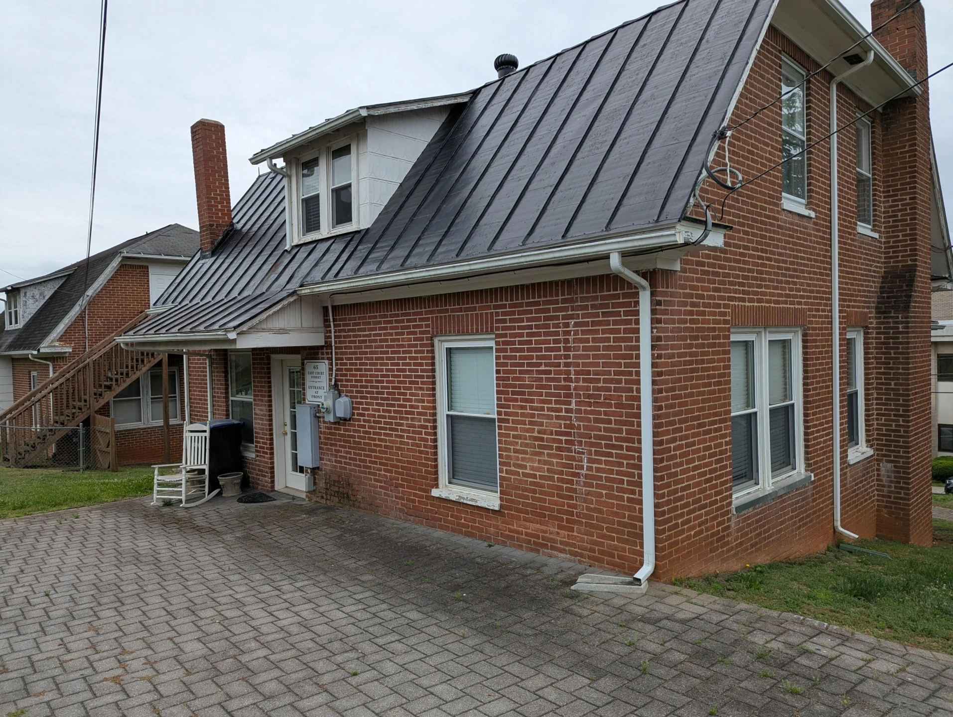 65 E Court ST - Photo 3