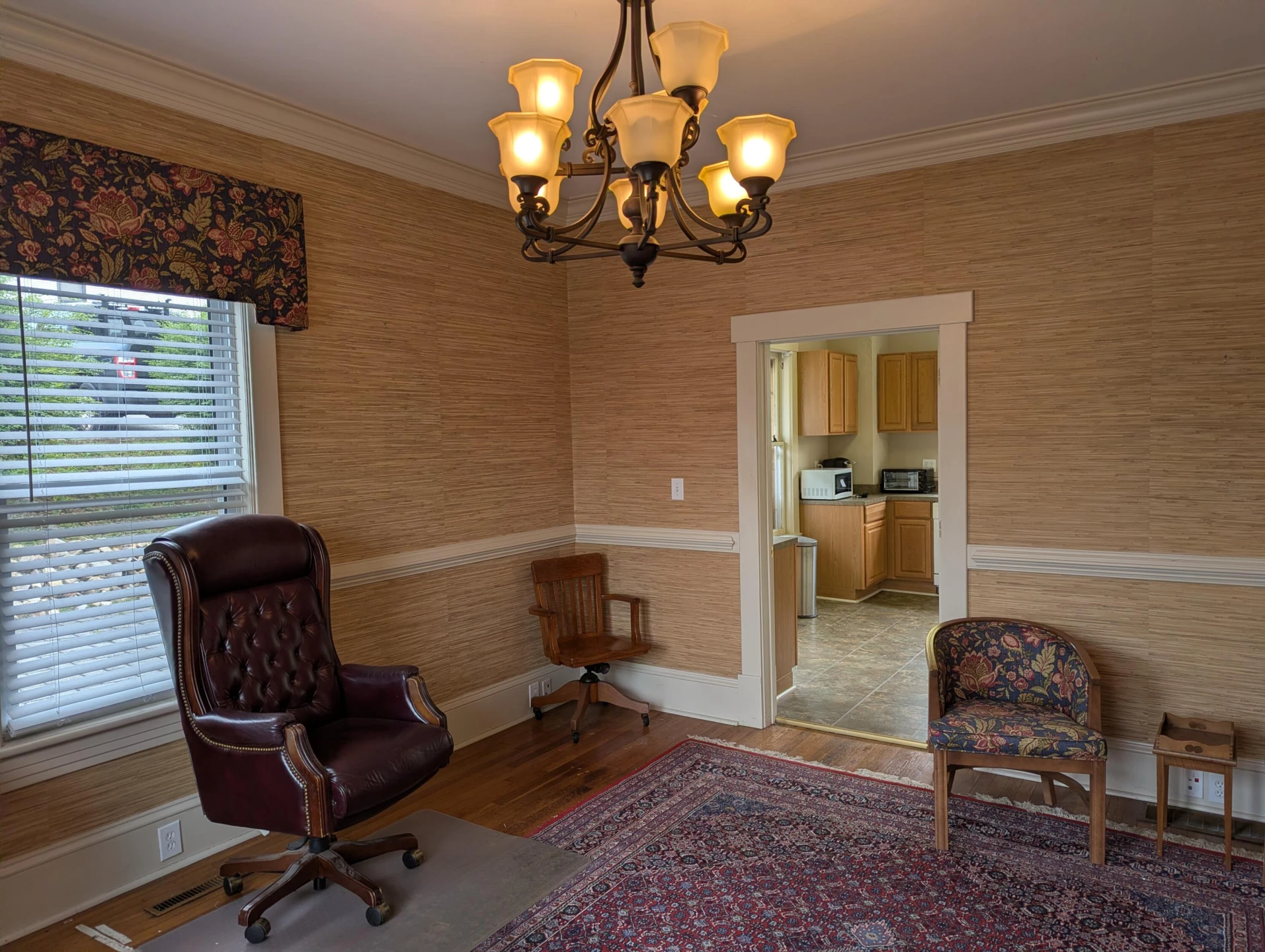 65 E Court ST - Photo 4