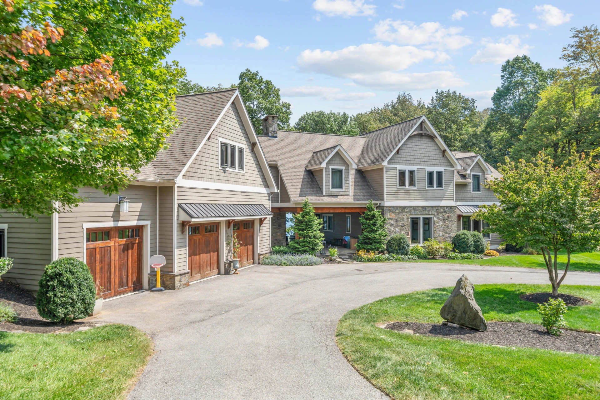 8828 Willett LN - Photo 3
