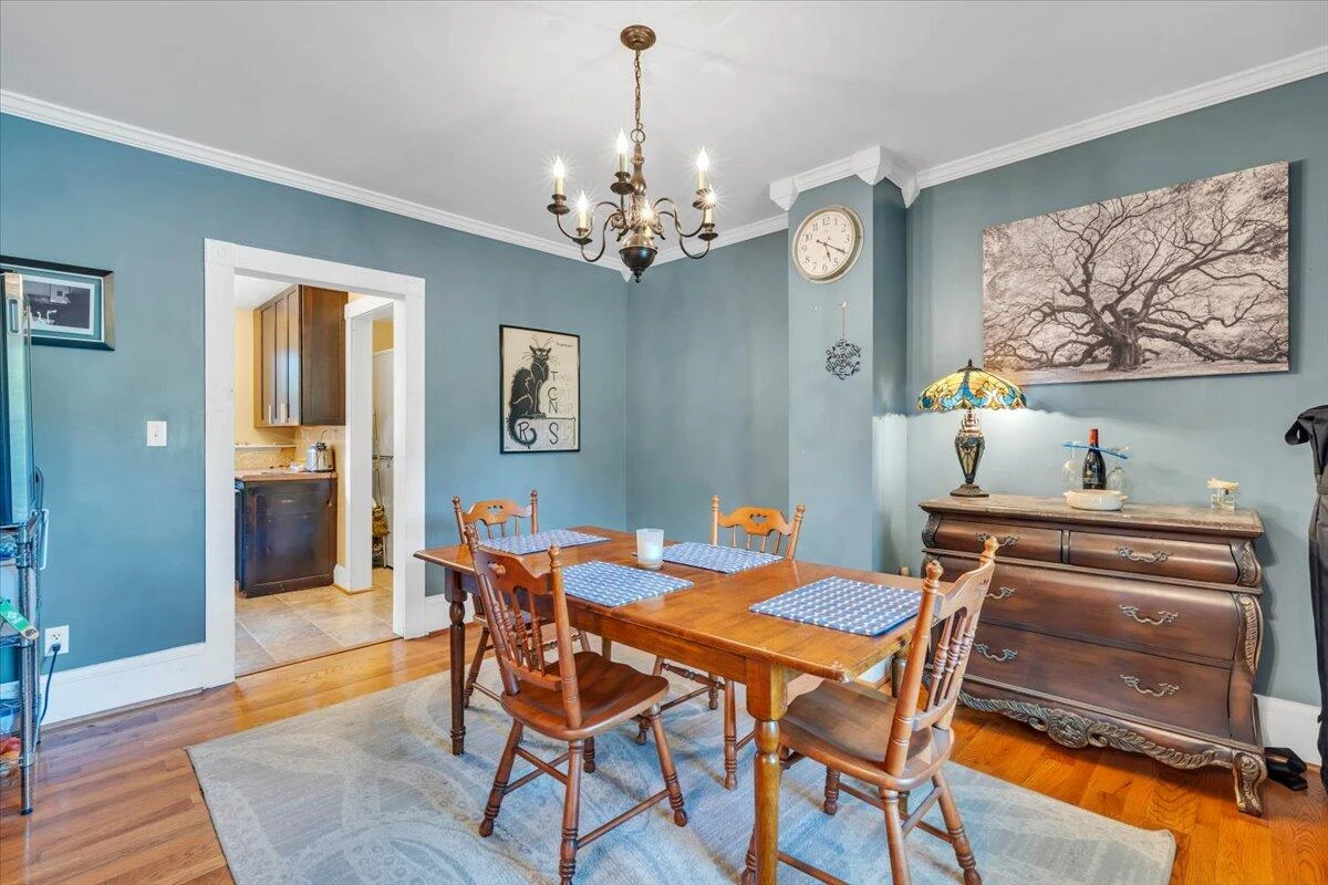 214 1st ST - Photo 11