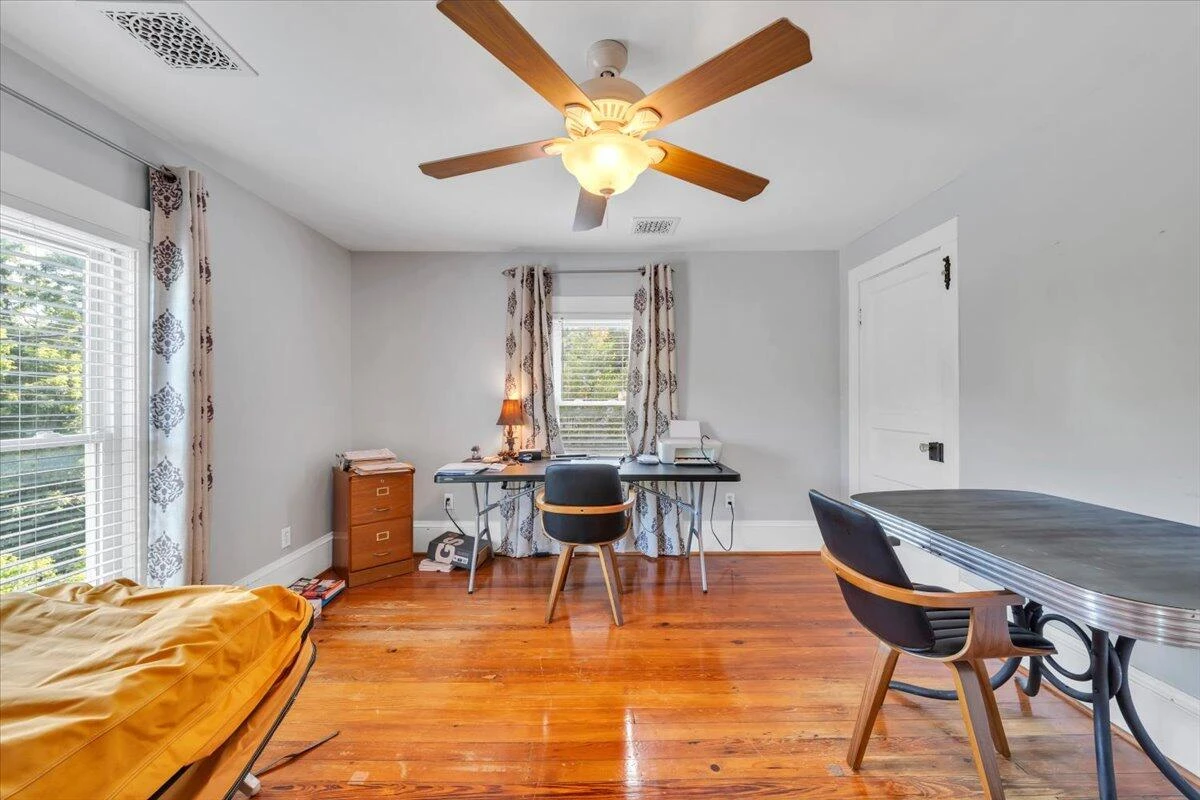 214 1st ST - Photo 26