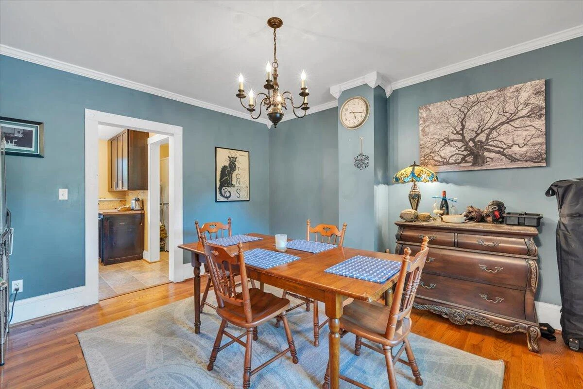 214 1st ST - Photo 7
