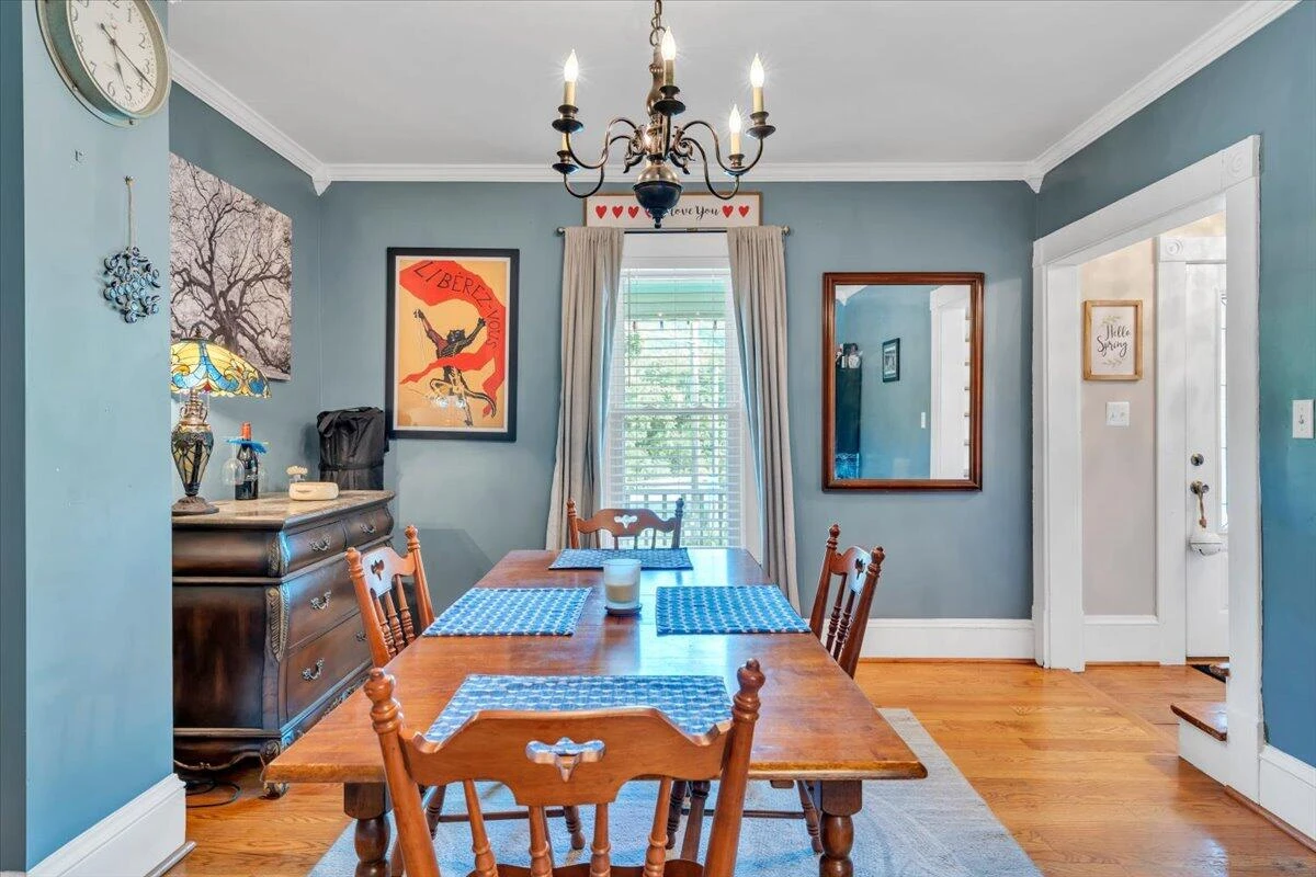 214 1st ST - Photo 9