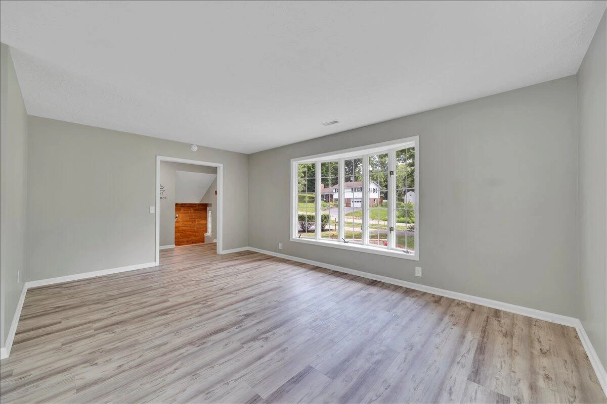345 Turpin Walk SE - Photo 9