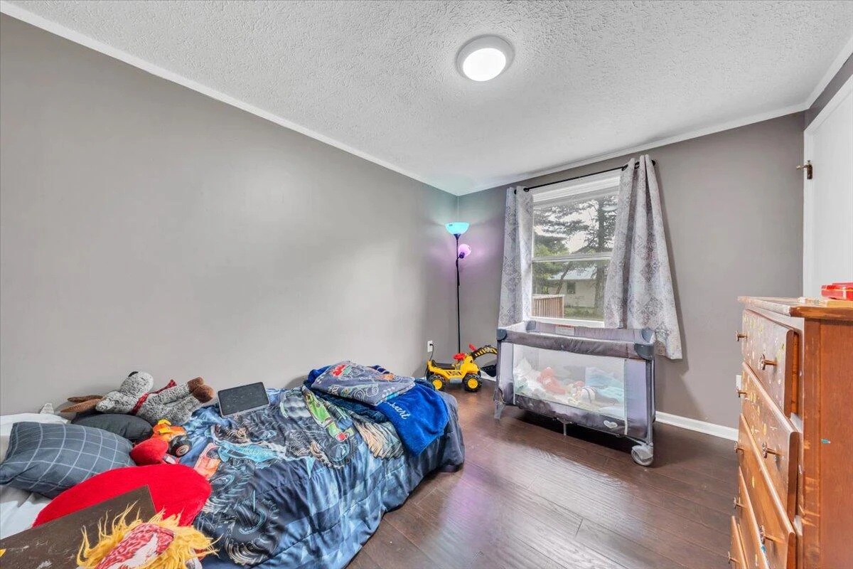1383 Colonial RD - Photo 10