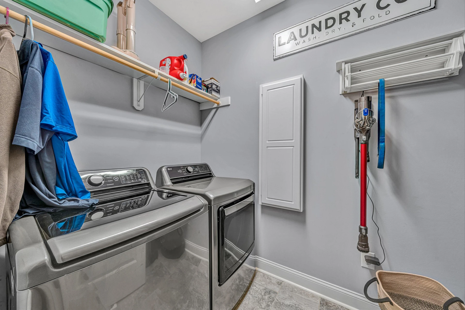 1617 Walnut Run DR - Photo 18