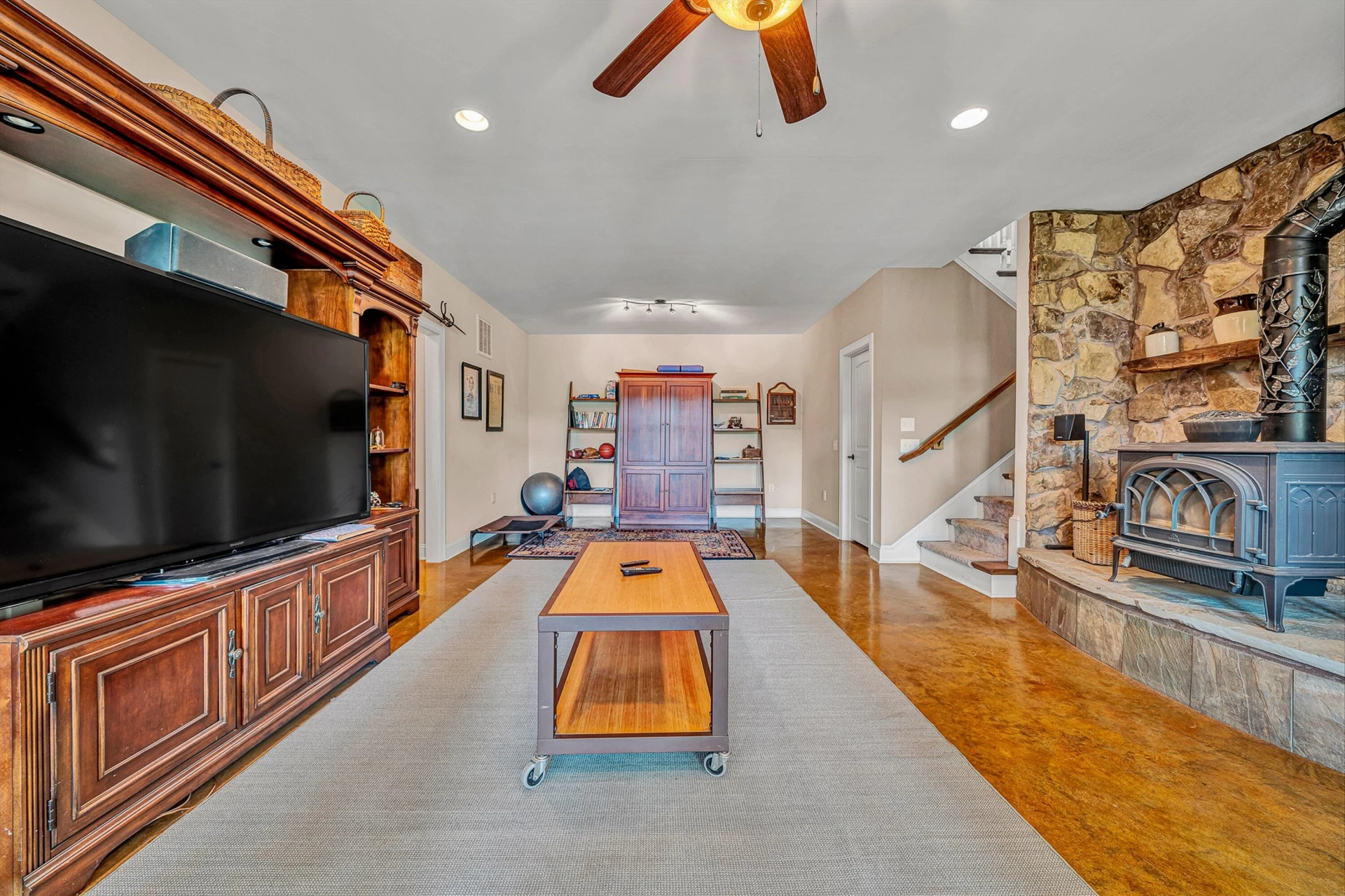1617 Walnut Run DR - Photo 23