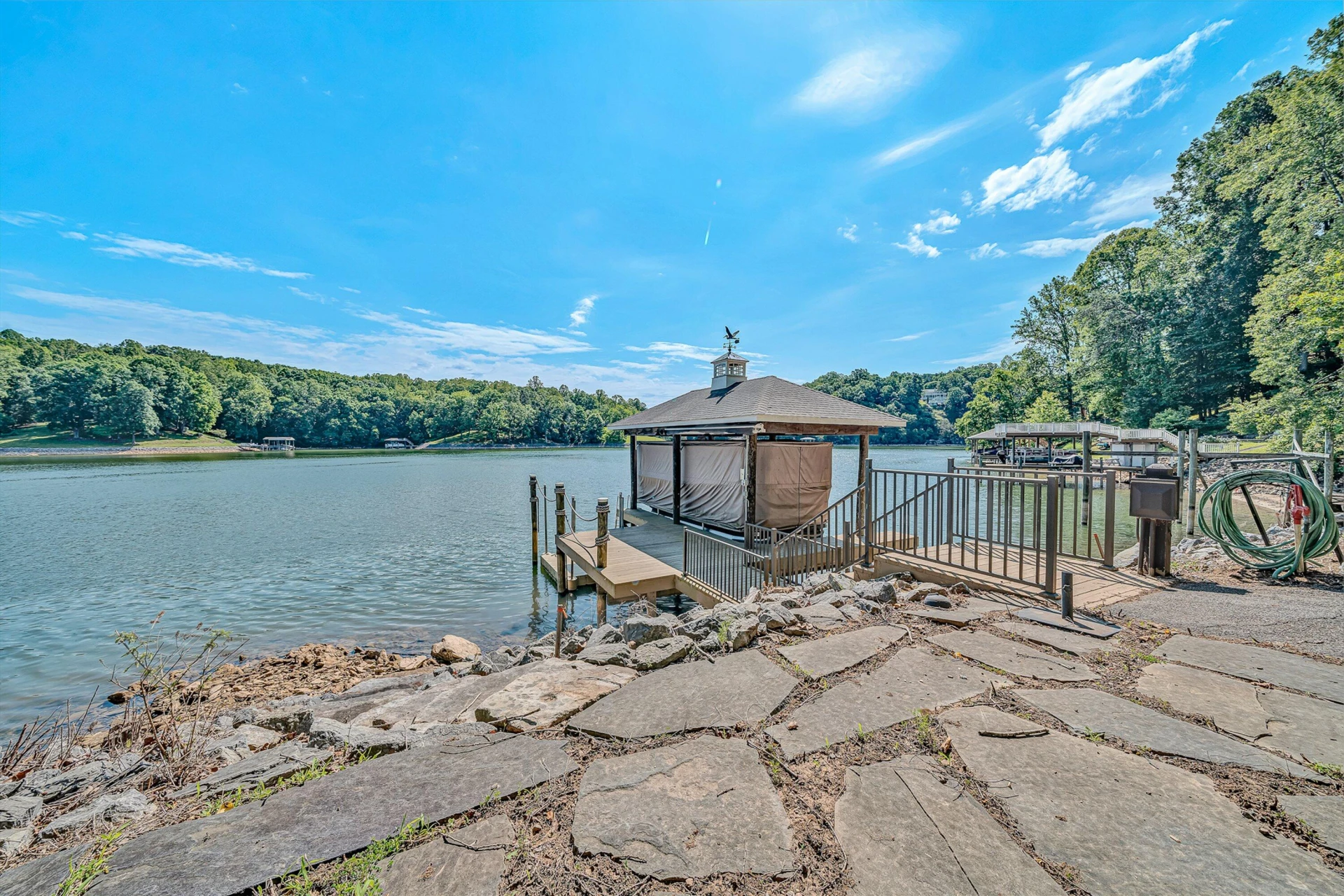 1617 Walnut Run DR - Photo 32