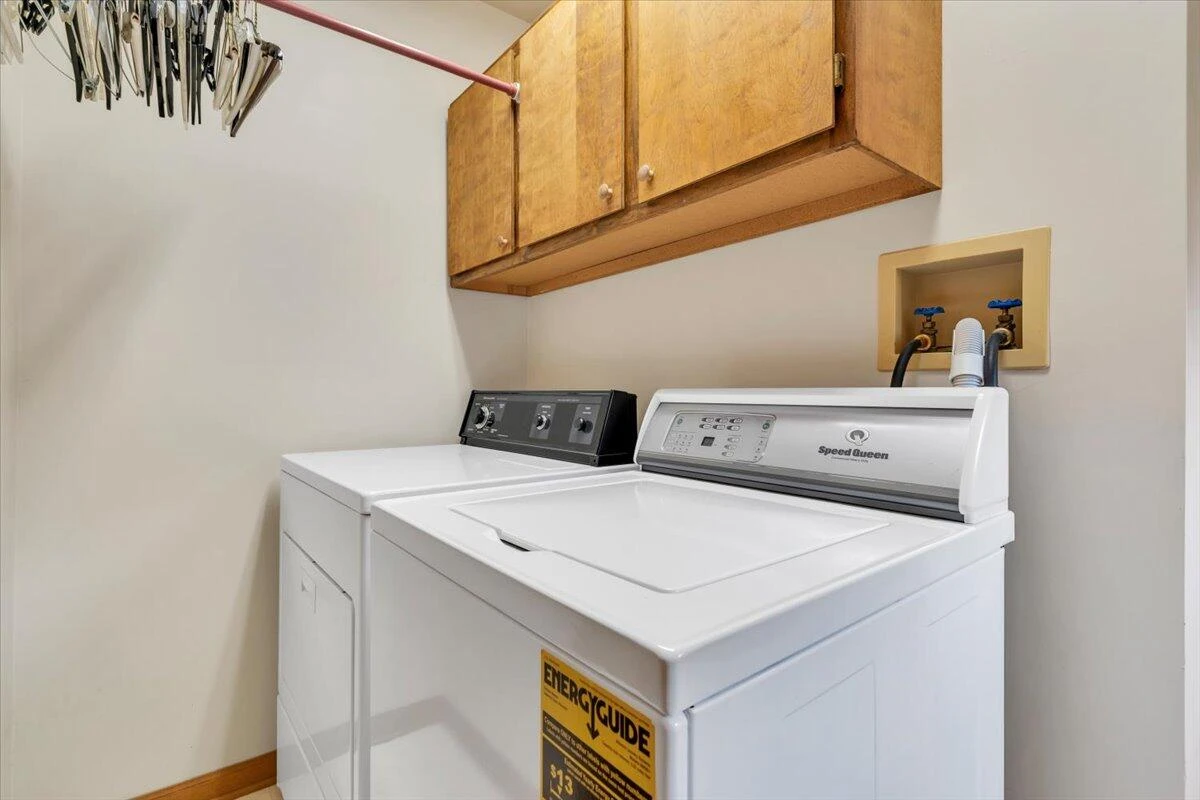 55 Tyree ST - Photo 27