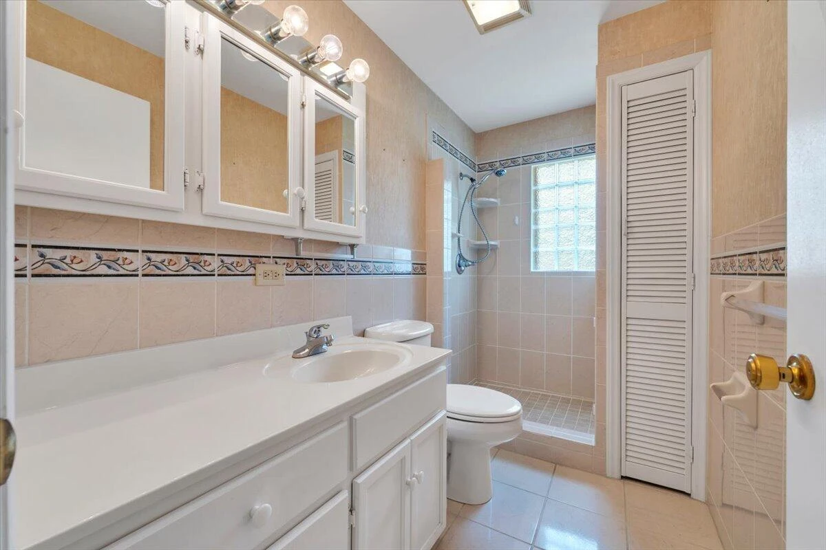 55 Tyree ST - Photo 30