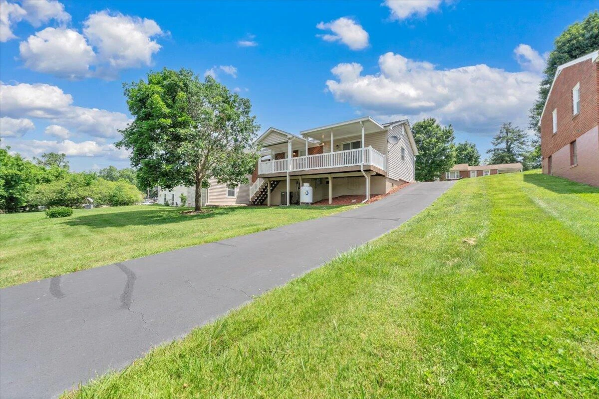 55 Tyree ST - Photo 40