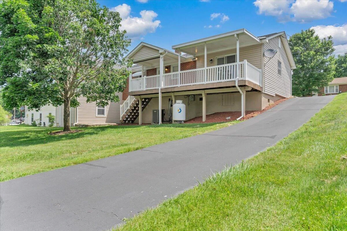 55 Tyree ST - Photo 42