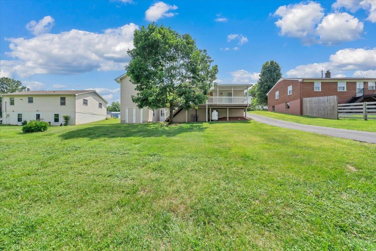 55 Tyree ST - Photo 44