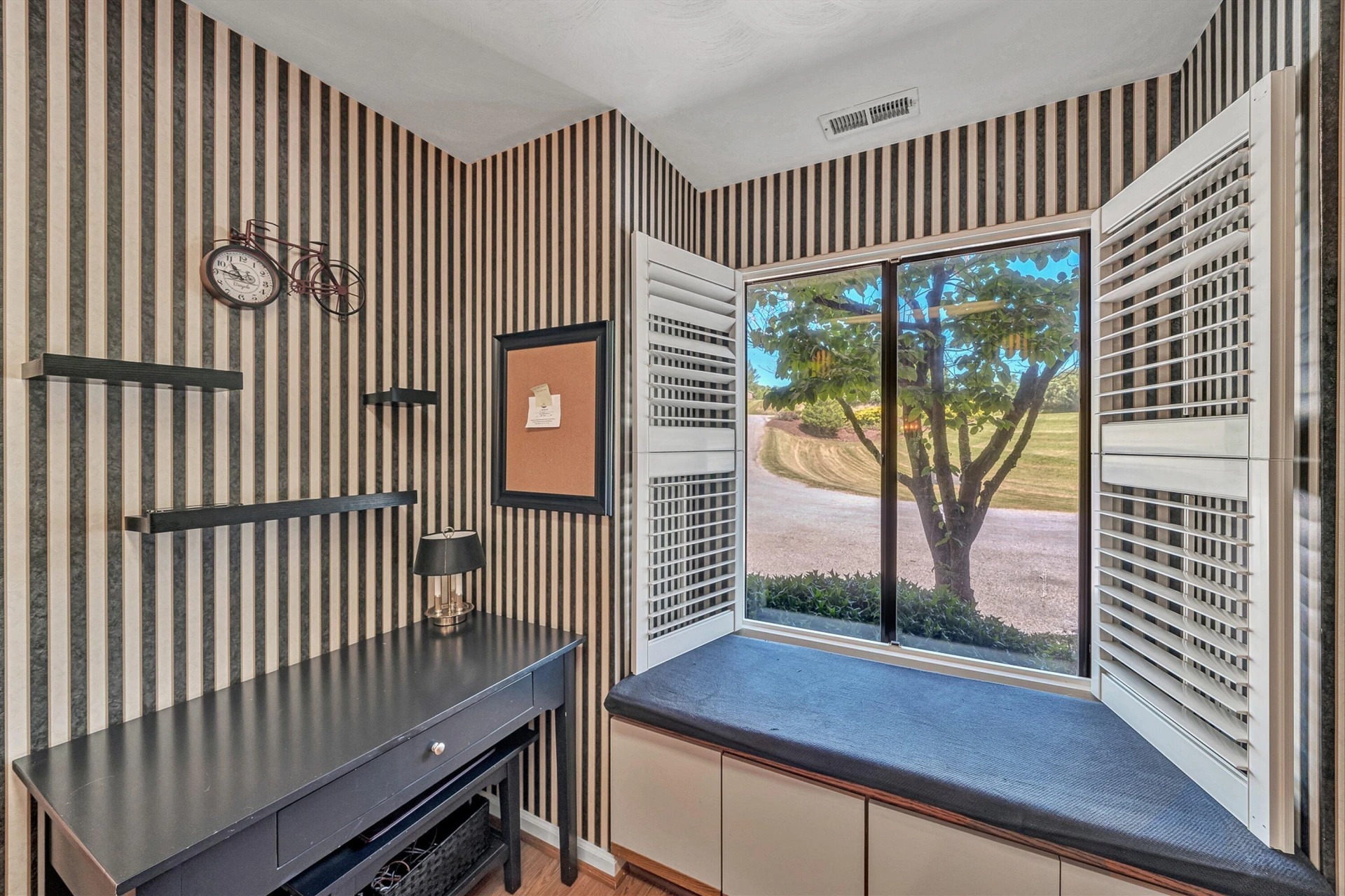 401 Harbor Ridge DR - Photo 2