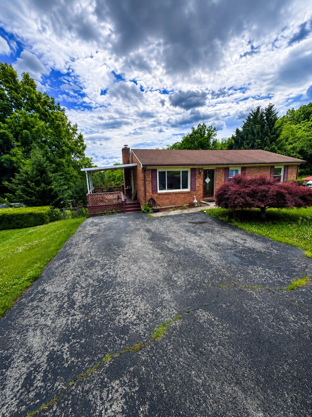 1140 Mineral Springs DR