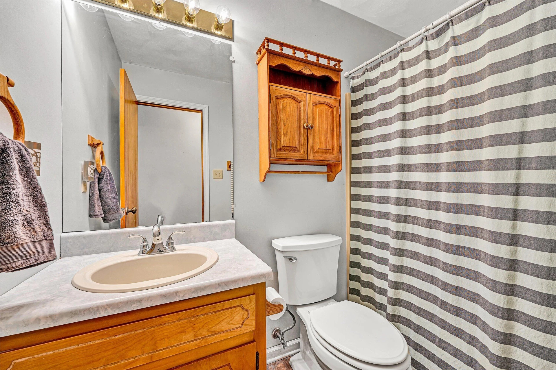 2139 Ellison AVE - Photo 18