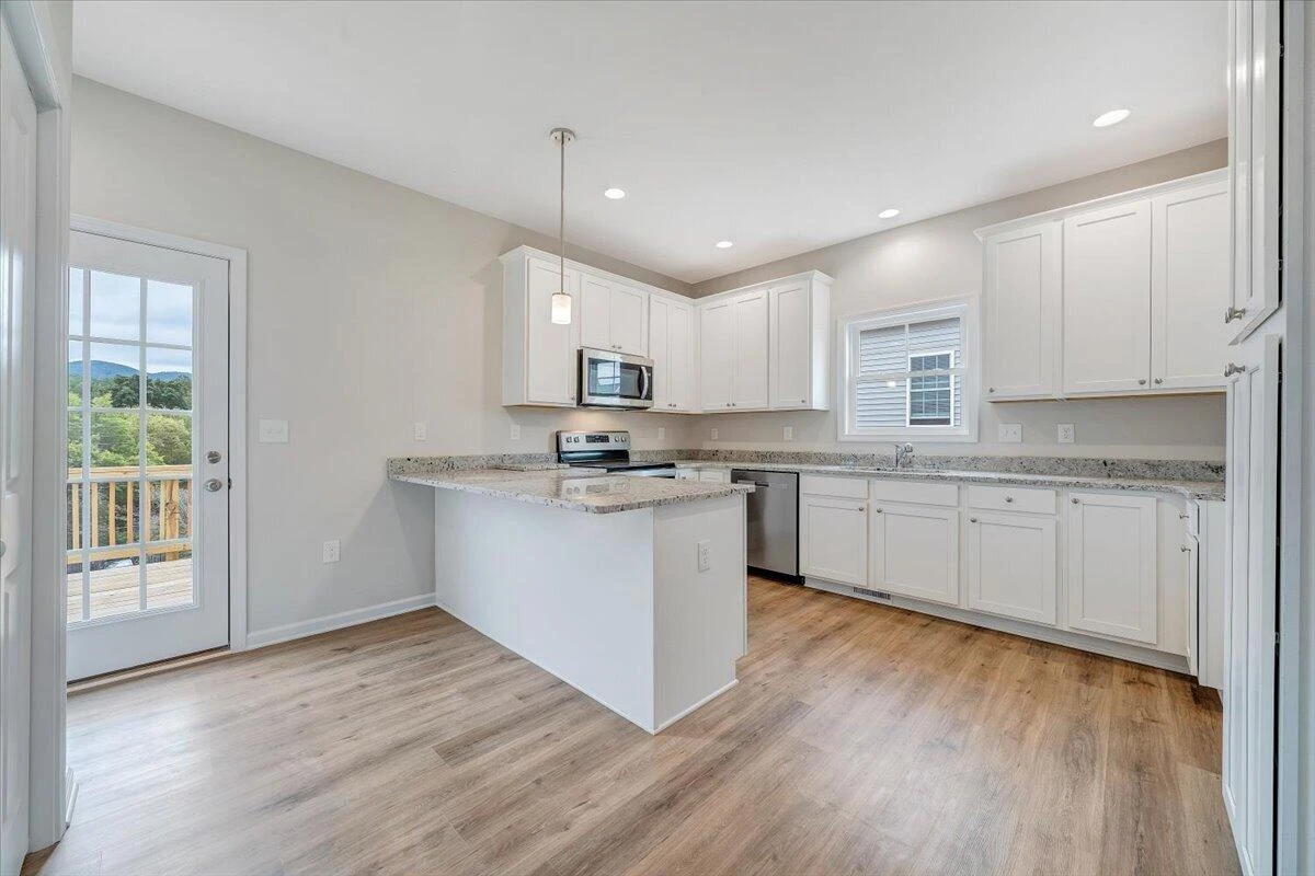 141 Parker LN - Photo 8