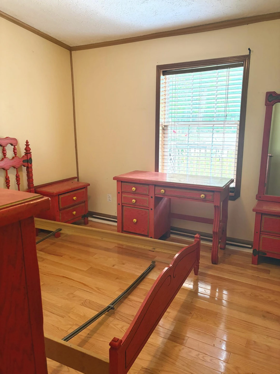 915 Isolane RD - Photo 6