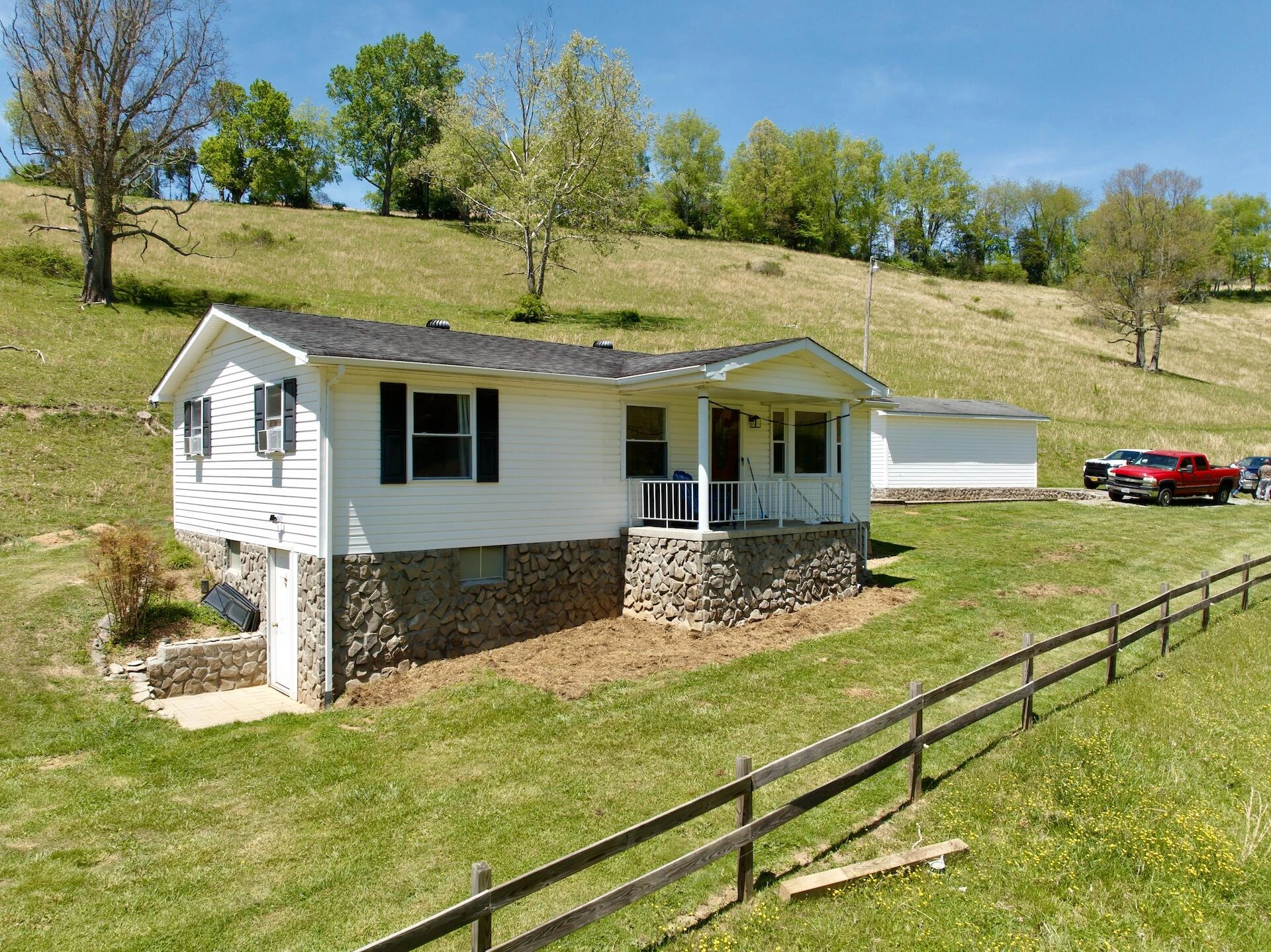 453 Long Hollow RD - Photo 32