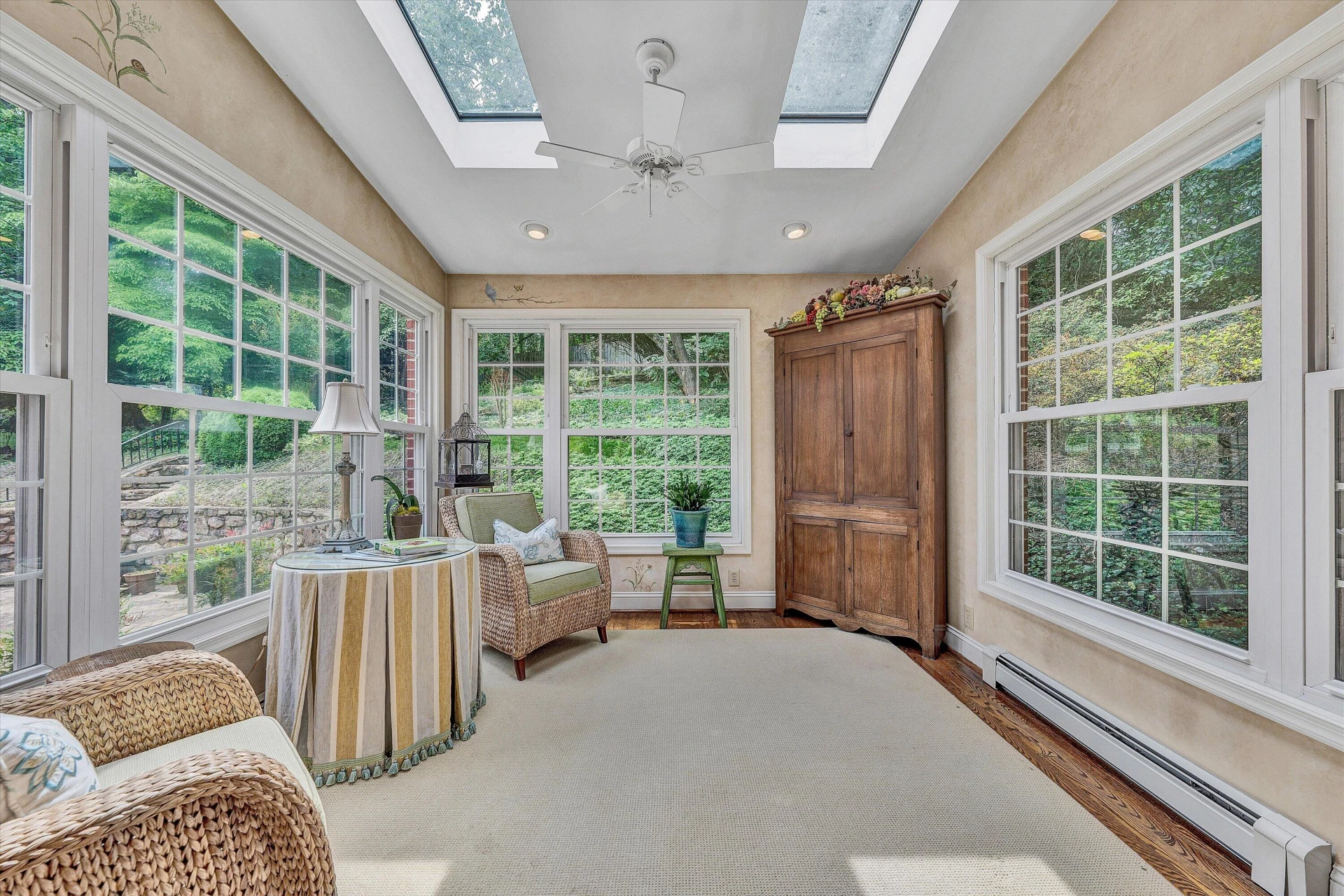 2830 Longview AVE SW - Photo 13