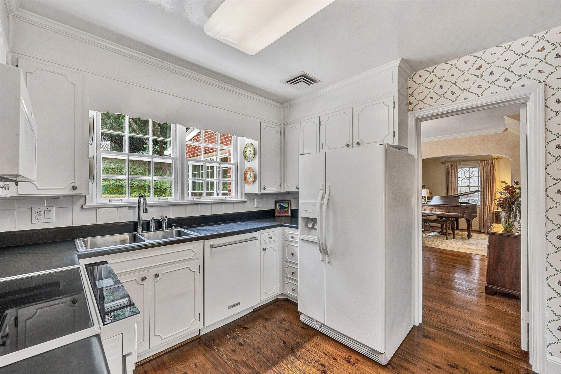 2830 Longview AVE SW - Photo 16
