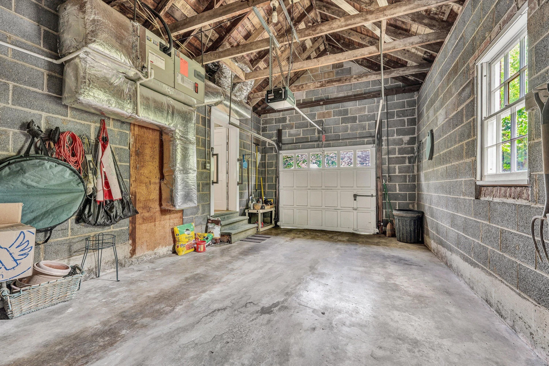2830 Longview AVE SW - Photo 22
