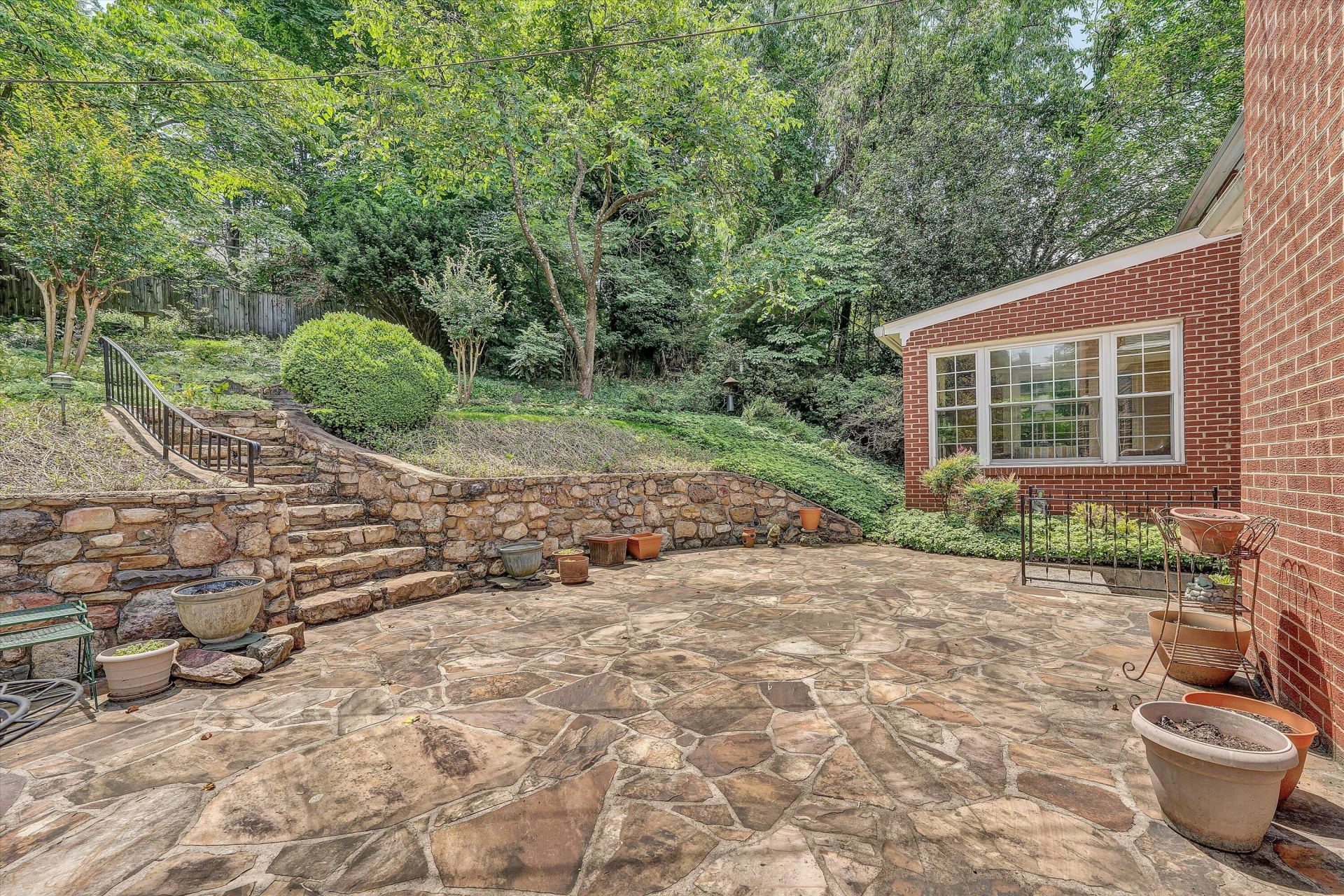 2830 Longview AVE SW - Photo 35