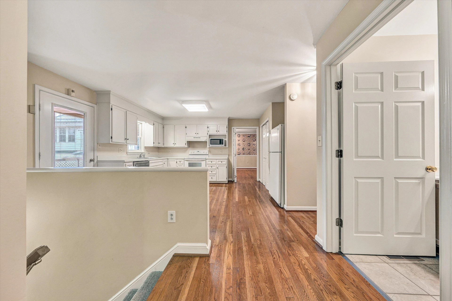 2231 Broadway AVE SW #D - Photo 16