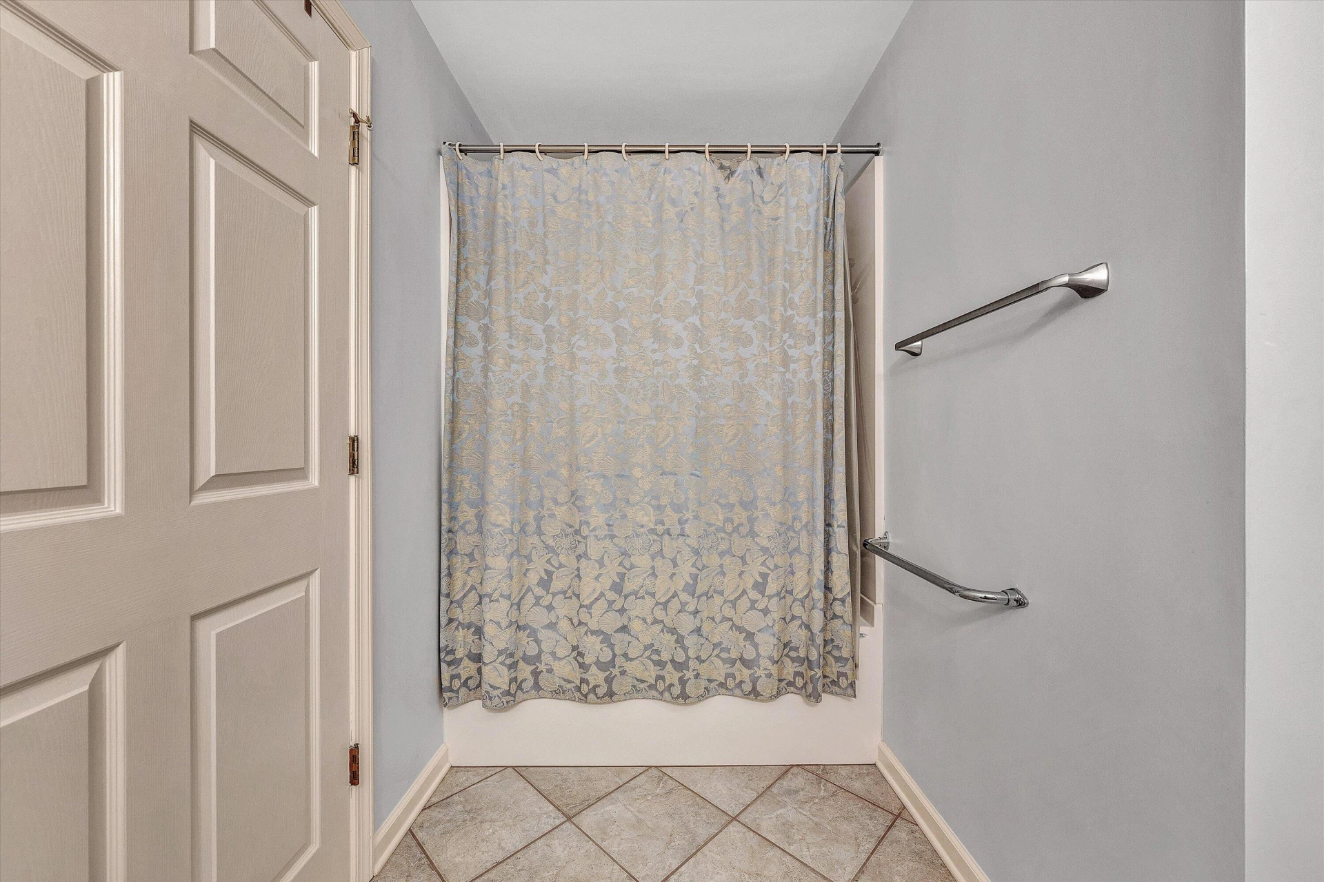 2231 Broadway AVE SW #D - Photo 22