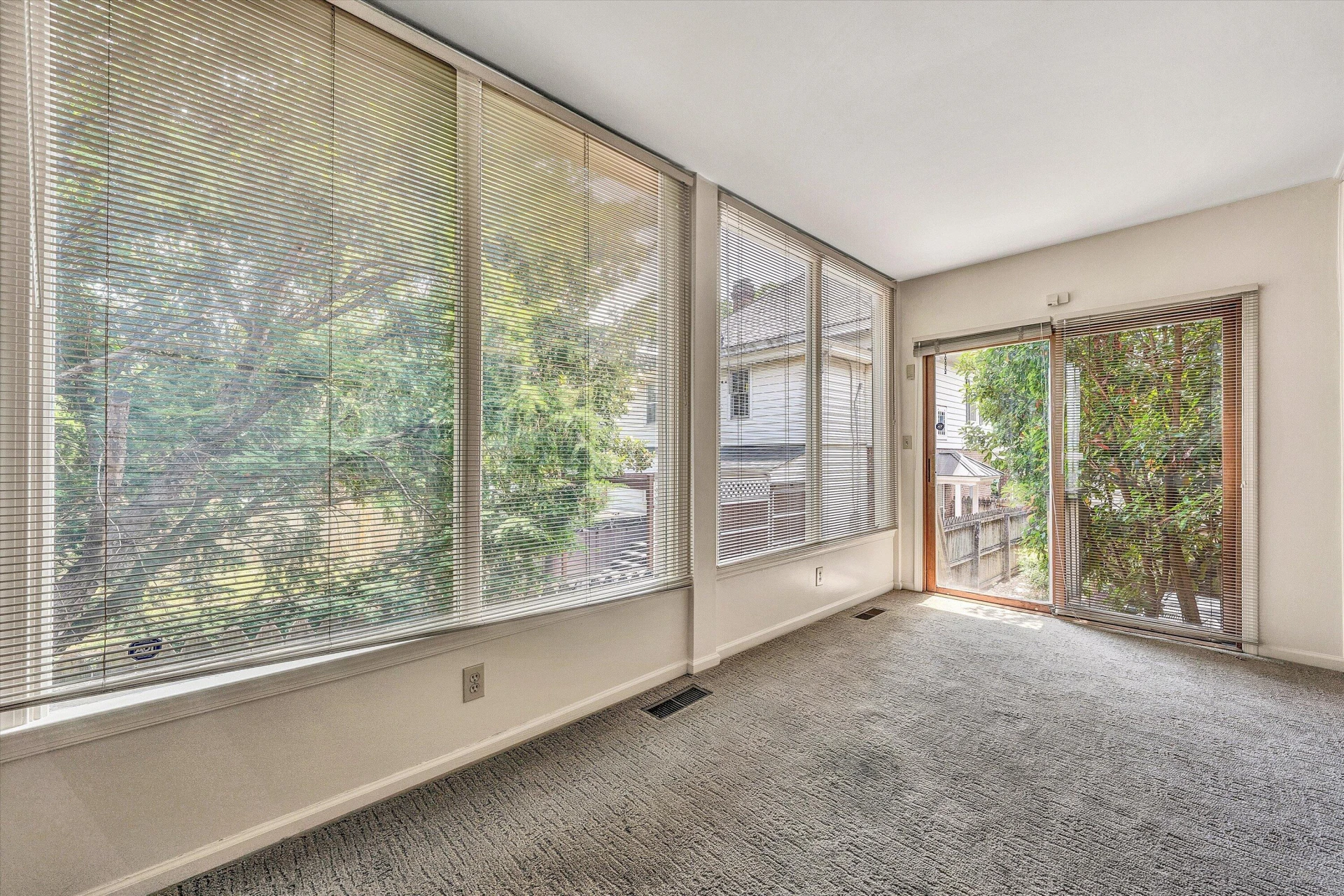 2231 Broadway AVE SW #D - Photo 24