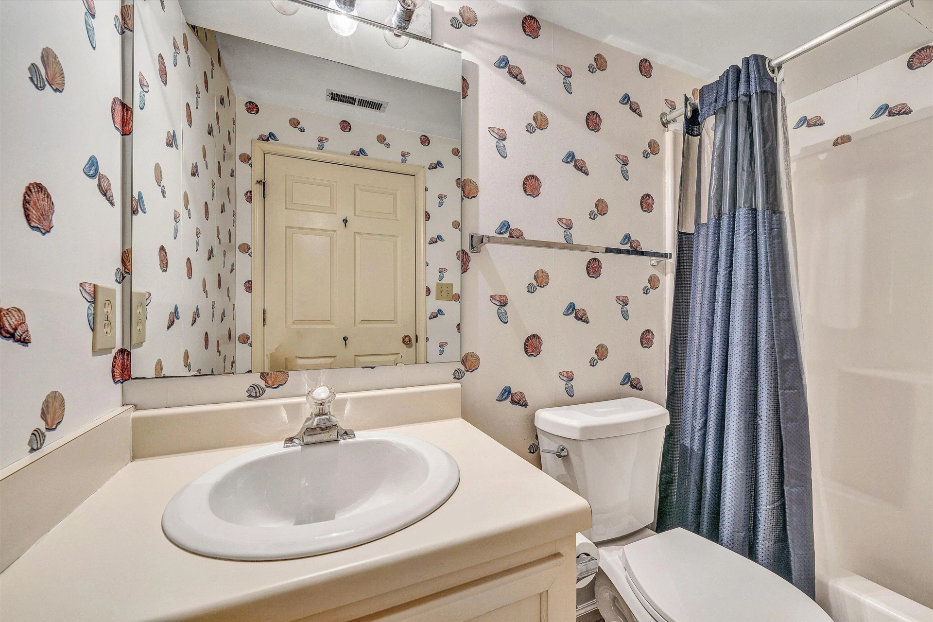 2231 Broadway AVE SW #D - Photo 28