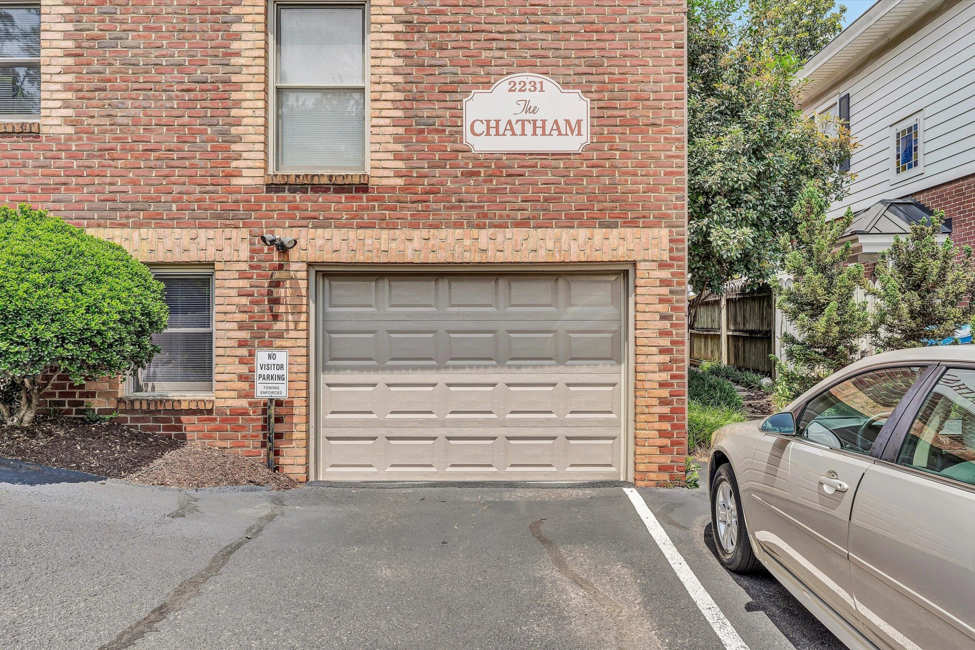 2231 Broadway AVE SW #D - Photo 32