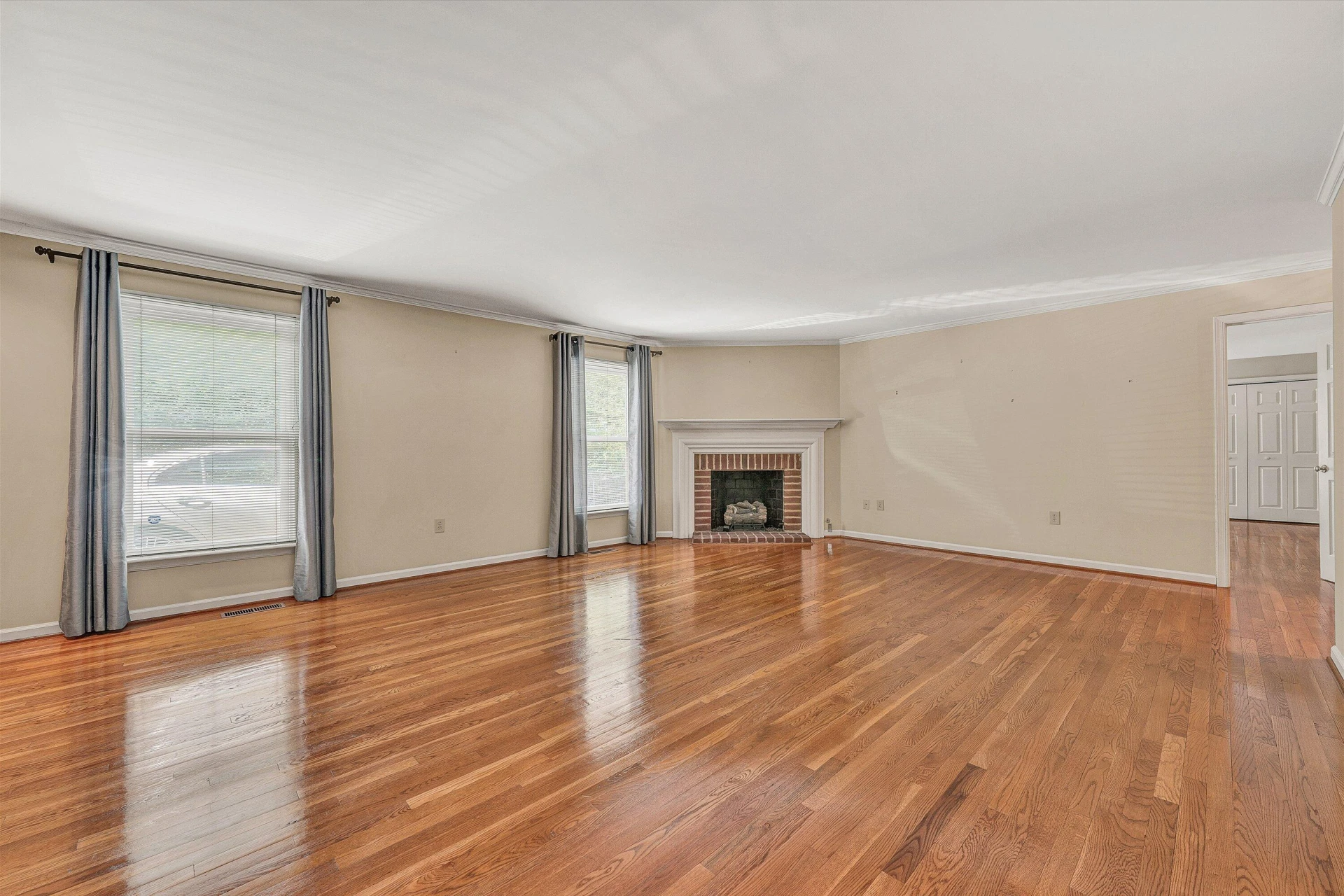 2231 Broadway AVE SW #D - Photo 9