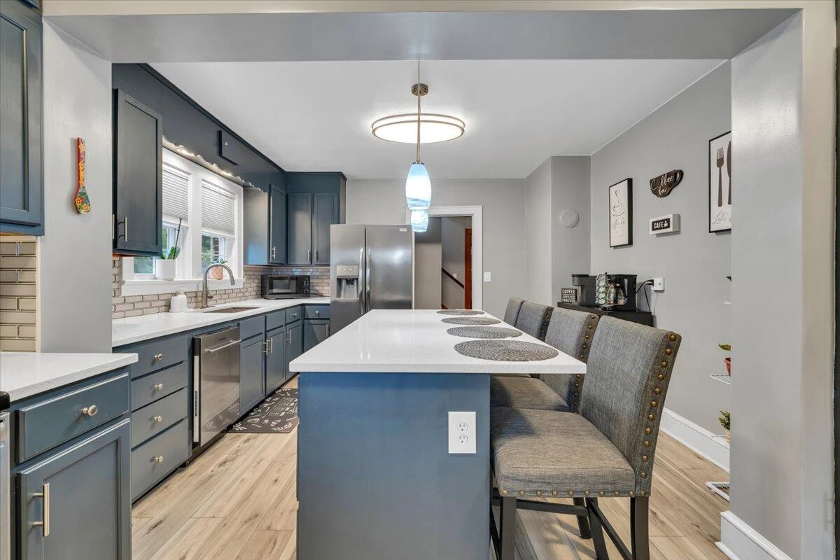 1737 16th ST SE - Photo 18
