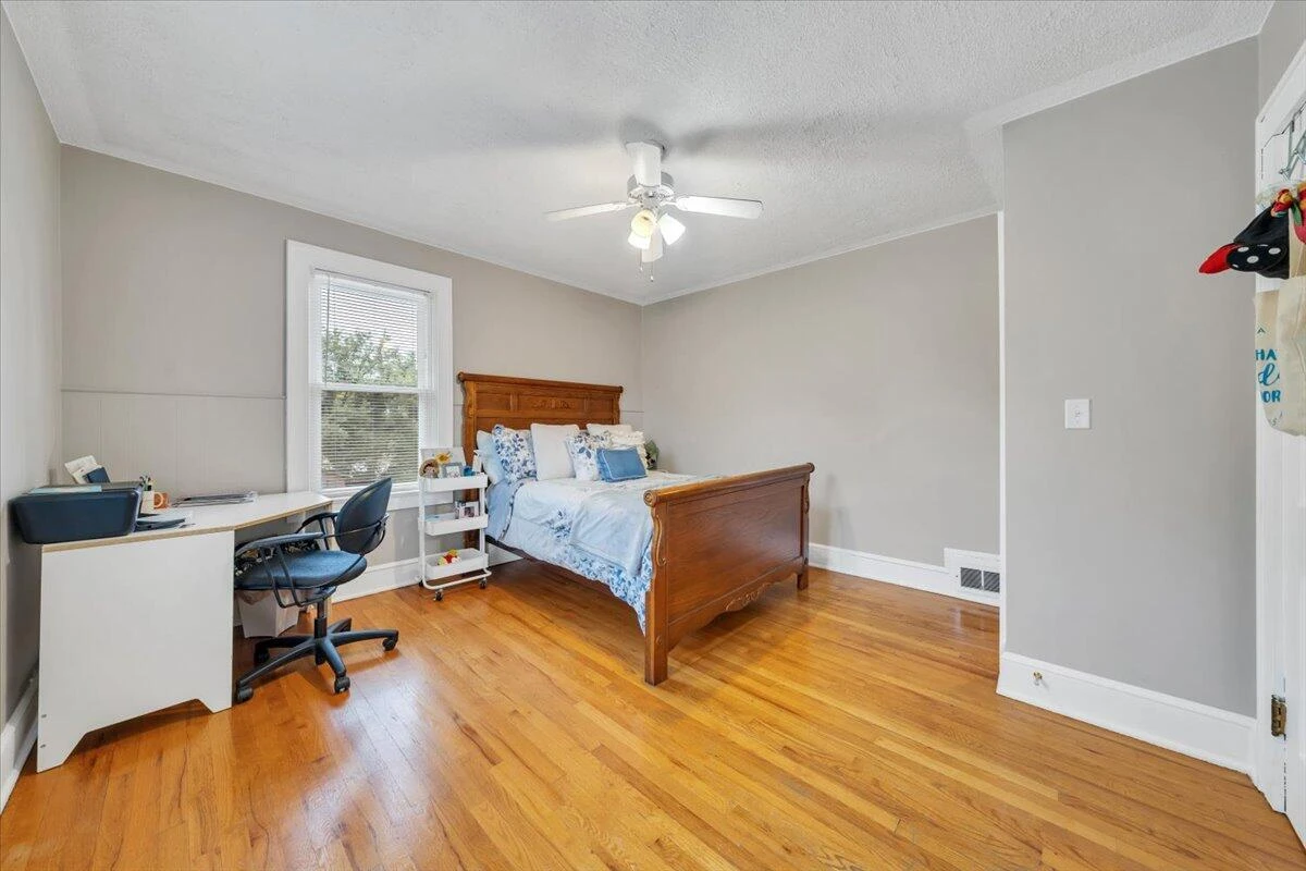 1737 16th ST SE - Photo 25
