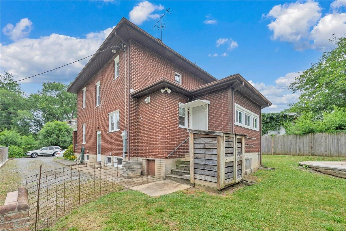 1737 16th ST SE - Photo 34