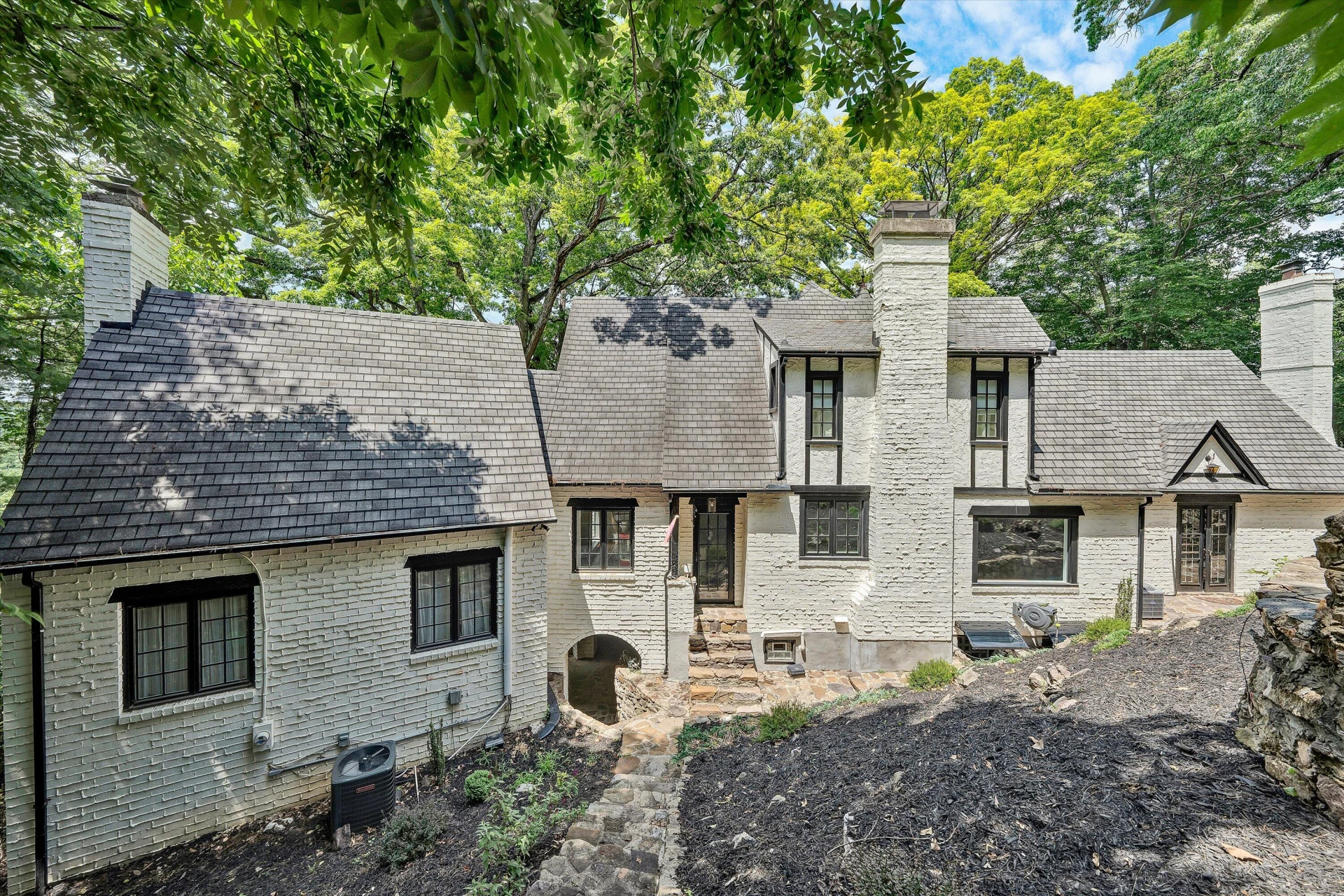 851 Woods End LN SW - Photo 4