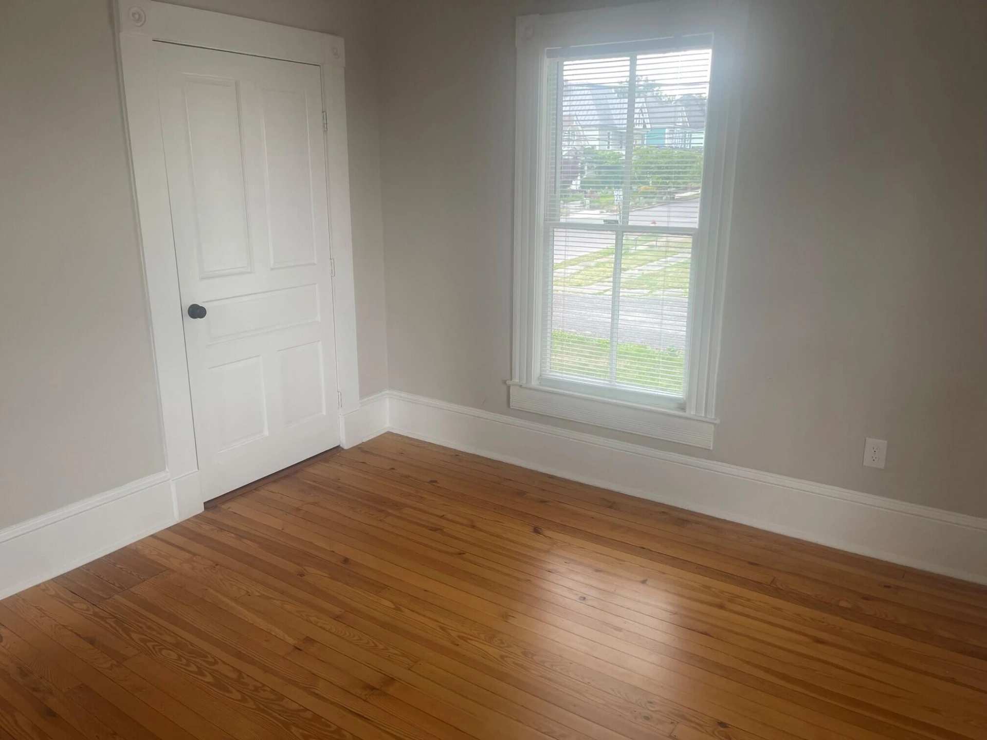 361 Day AVE SW #& 361B - Photo 8