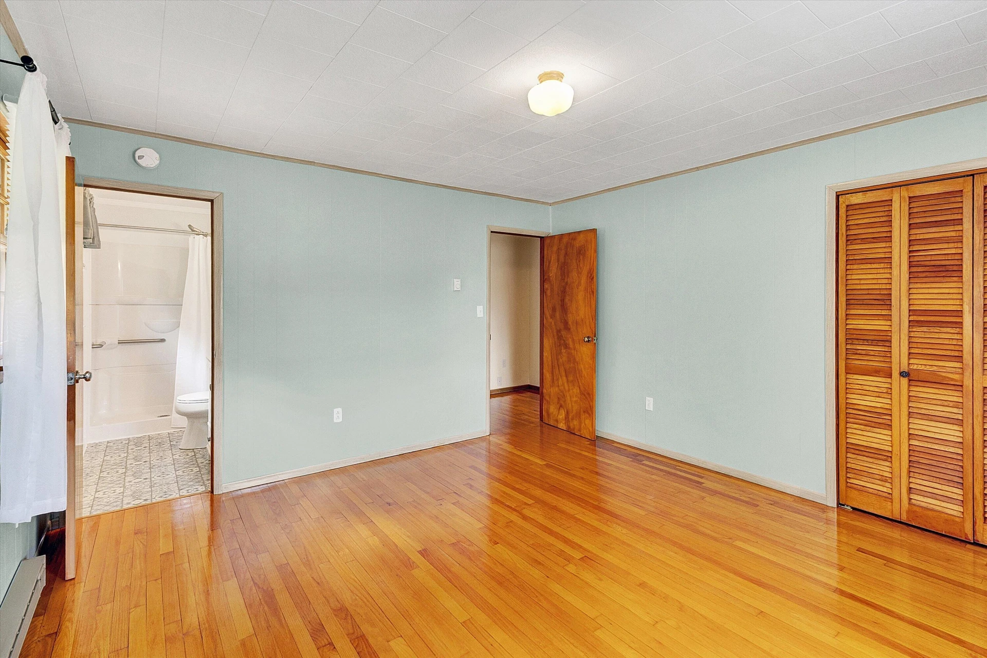 6715 Mckinney Hollow RD - Photo 14