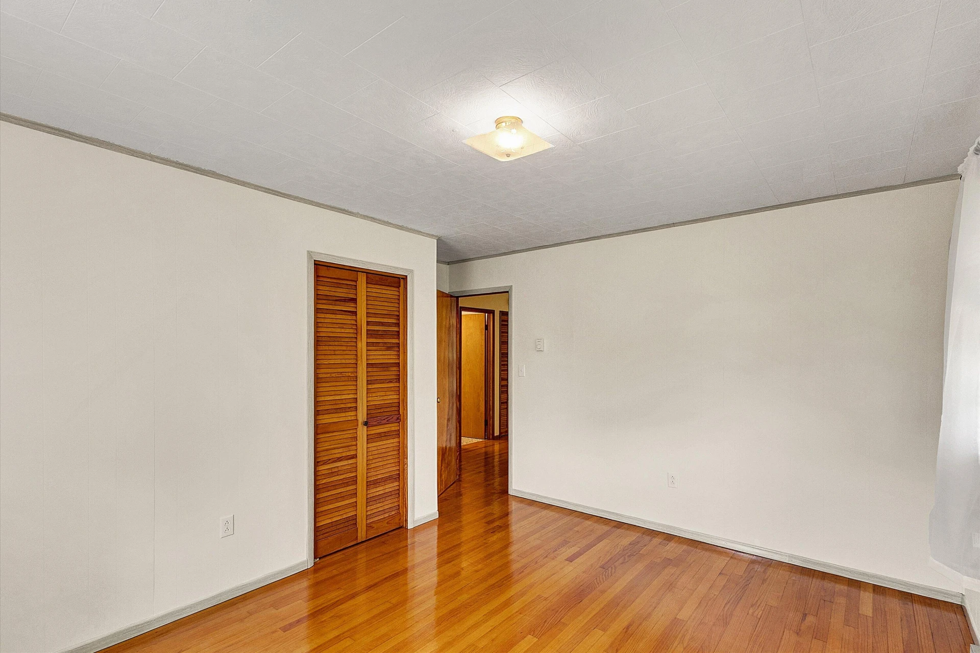6715 Mckinney Hollow RD - Photo 17