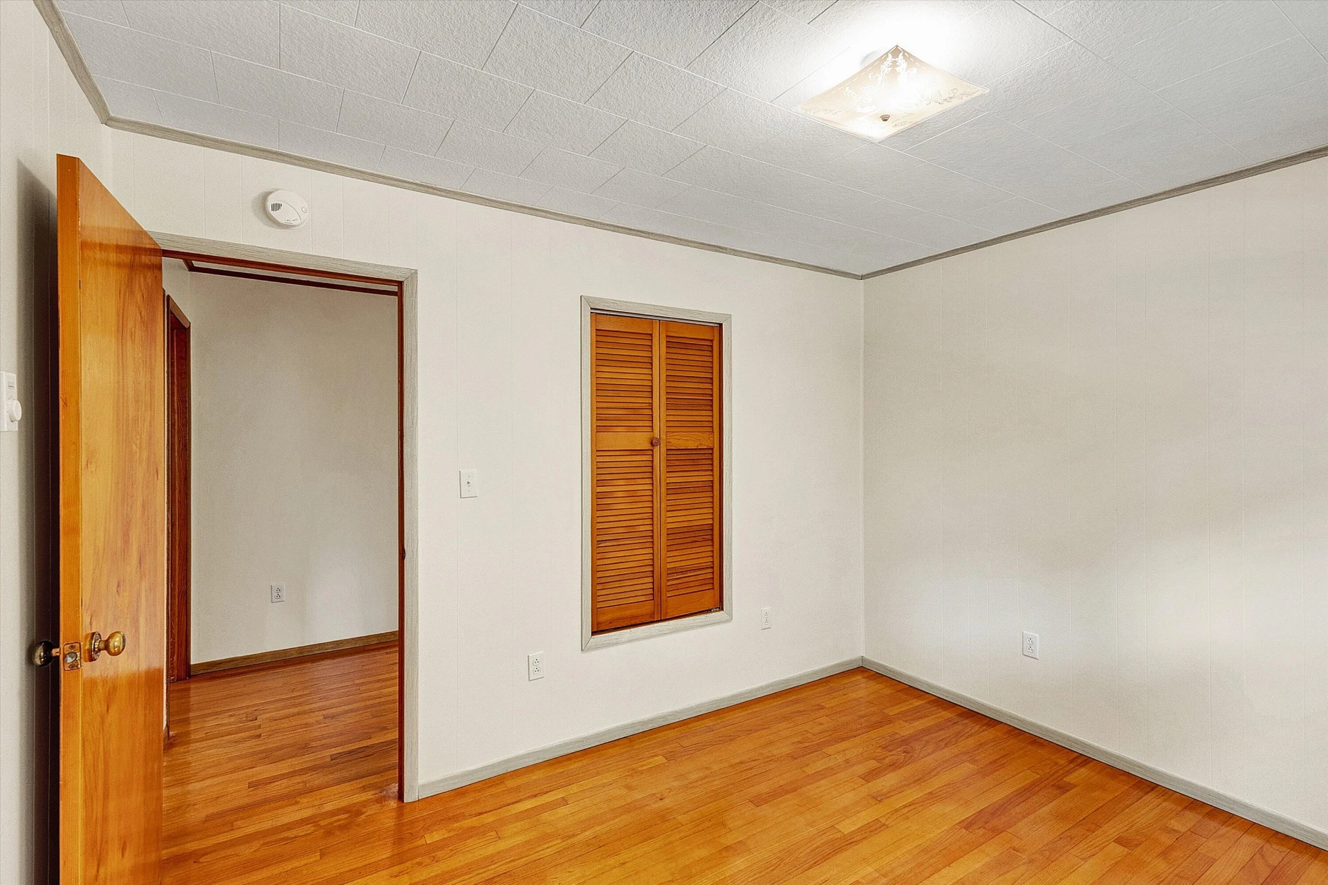 6715 Mckinney Hollow RD - Photo 20