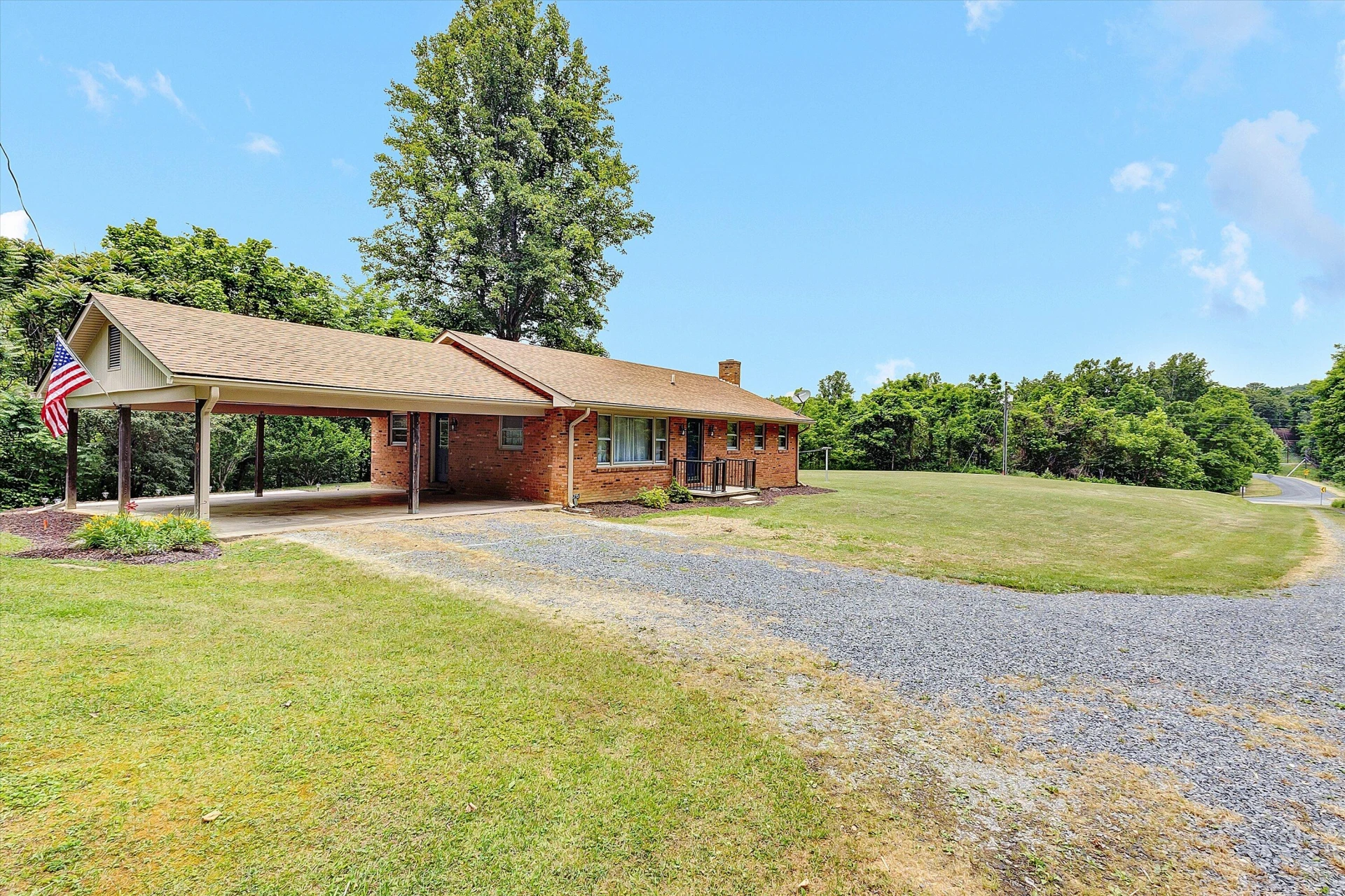 6715 Mckinney Hollow RD - Photo 2