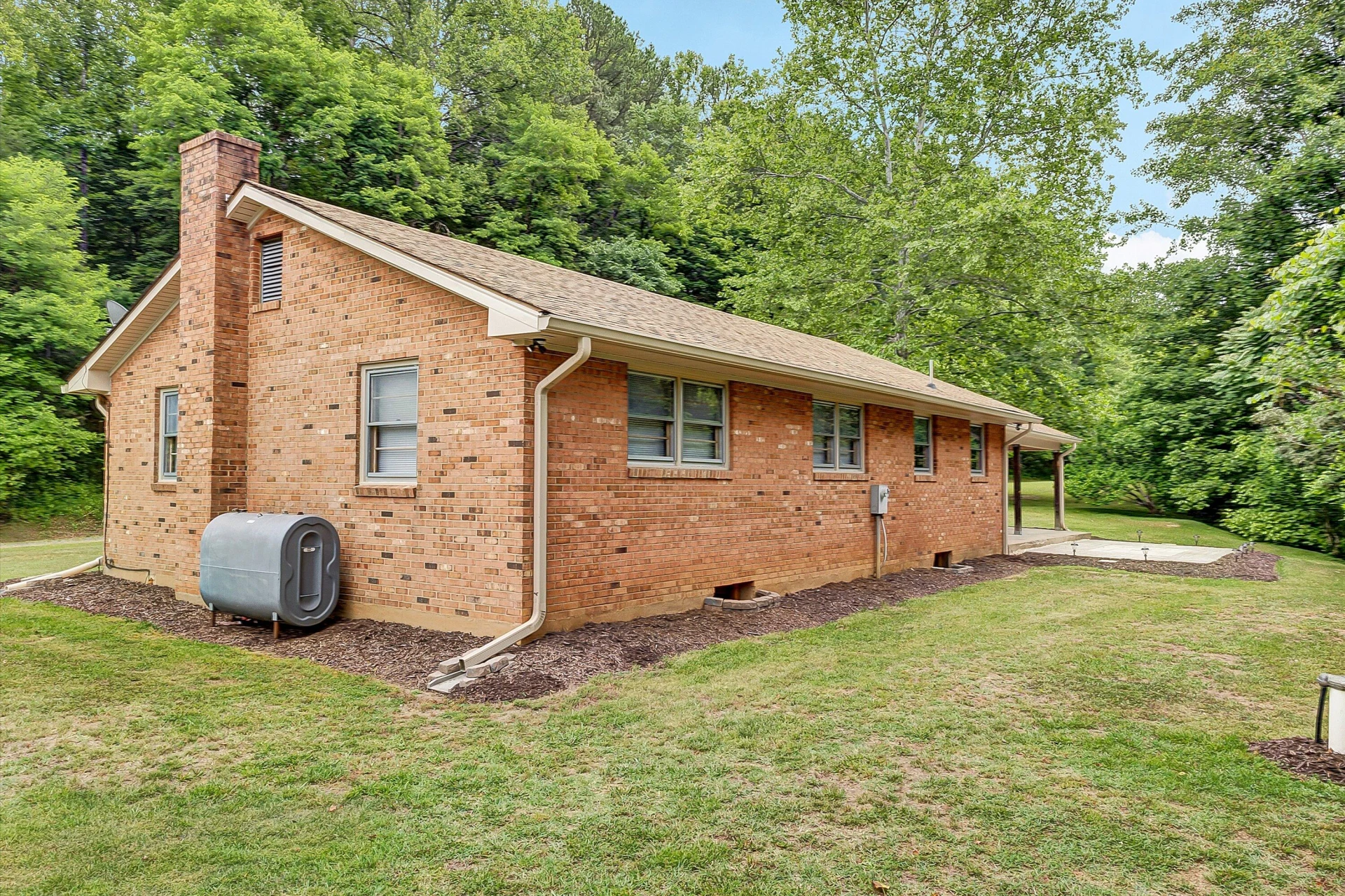 6715 Mckinney Hollow RD - Photo 29