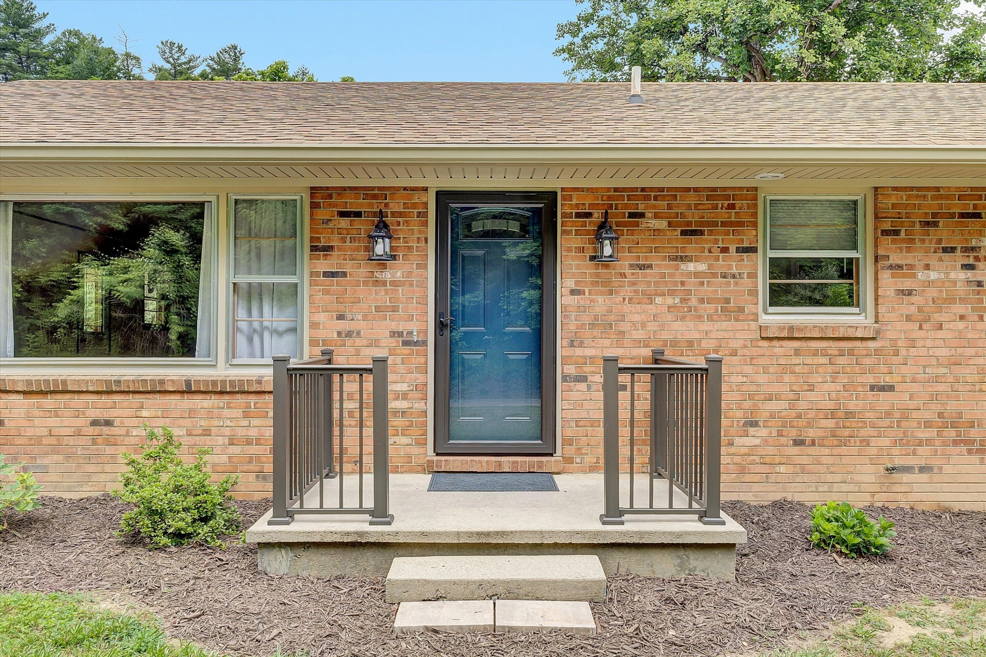6715 Mckinney Hollow RD - Photo 4