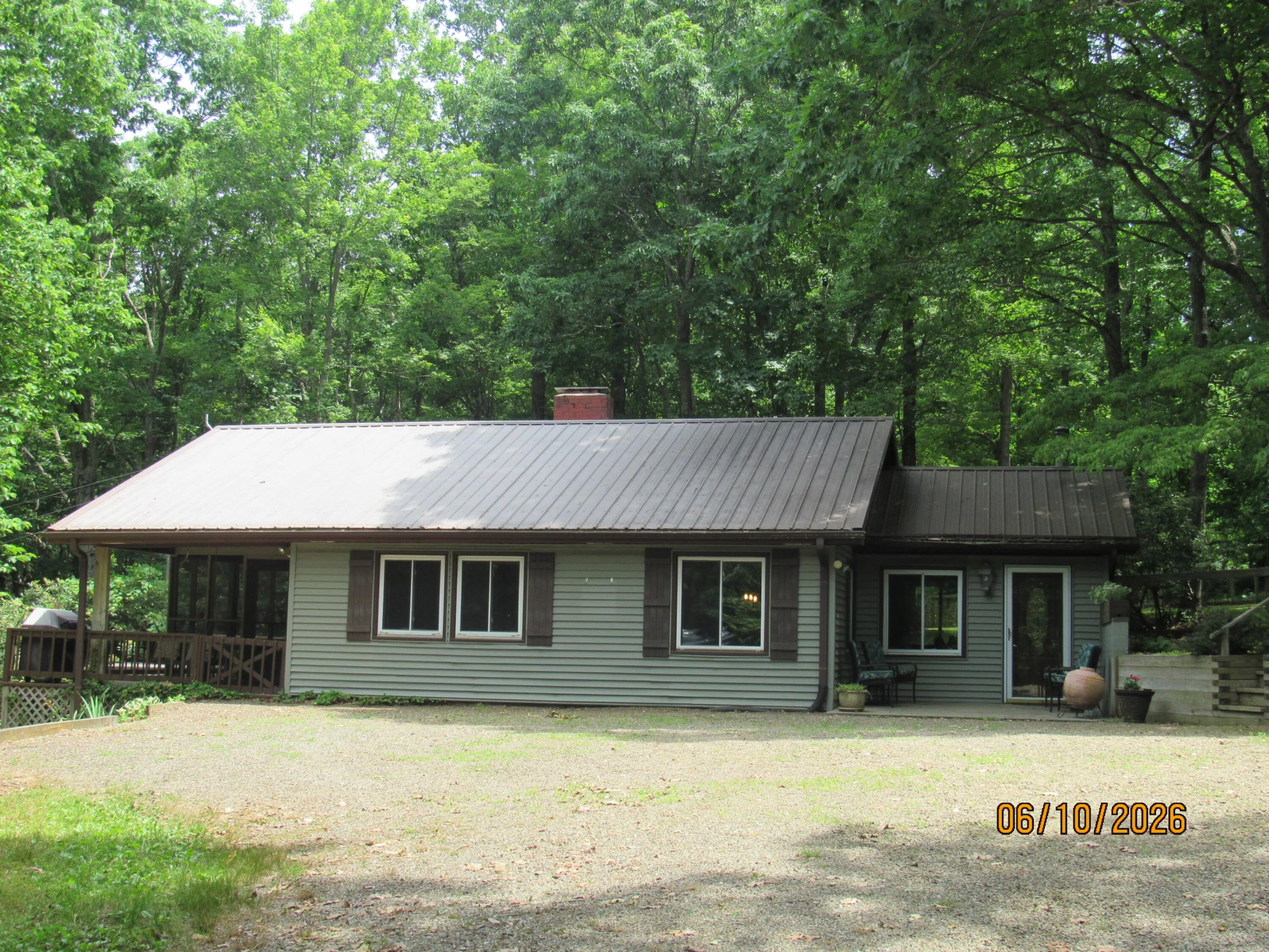 497 Mabry Mill RD SE - Photo 2