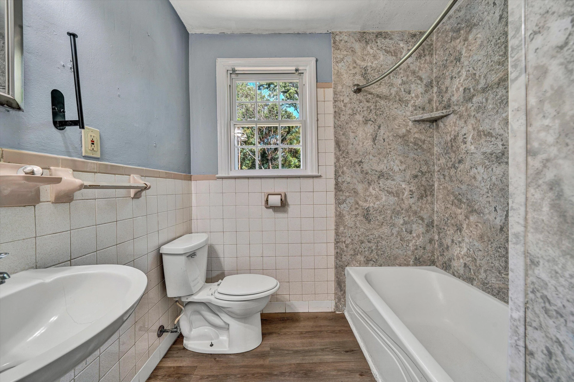 1343 Forest Park BLVD NW - Photo 14