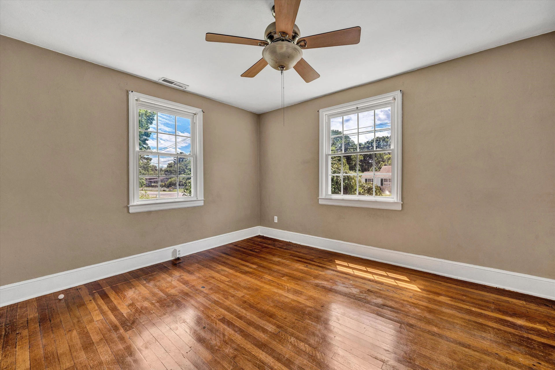 1343 Forest Park BLVD NW - Photo 17