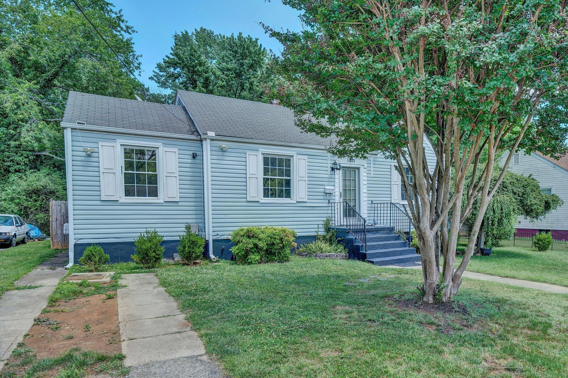 1343 Forest Park BLVD NW - Photo 3