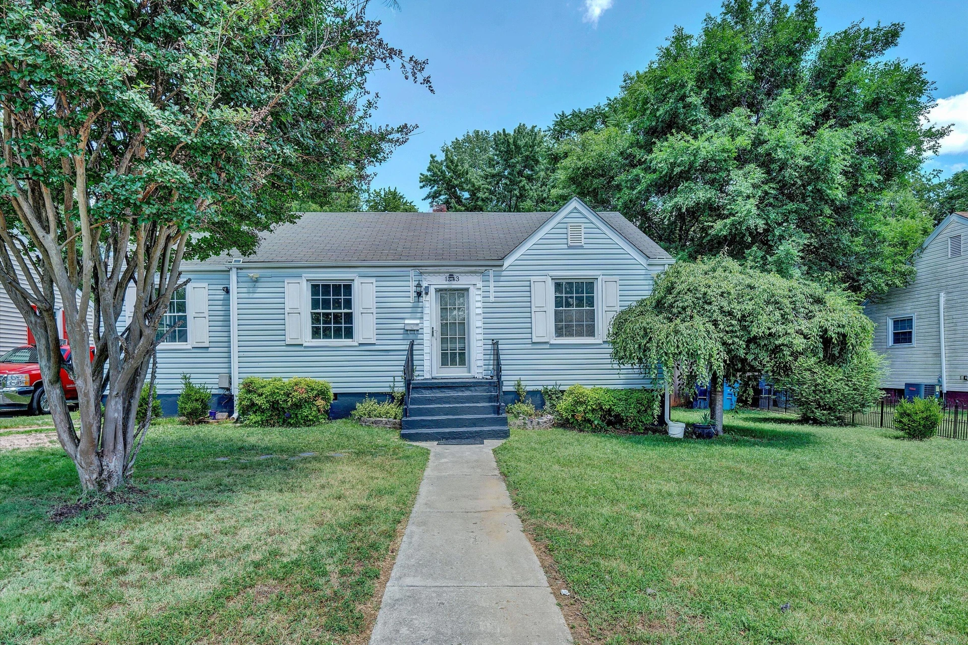 1343 Forest Park BLVD NW - Photo 4