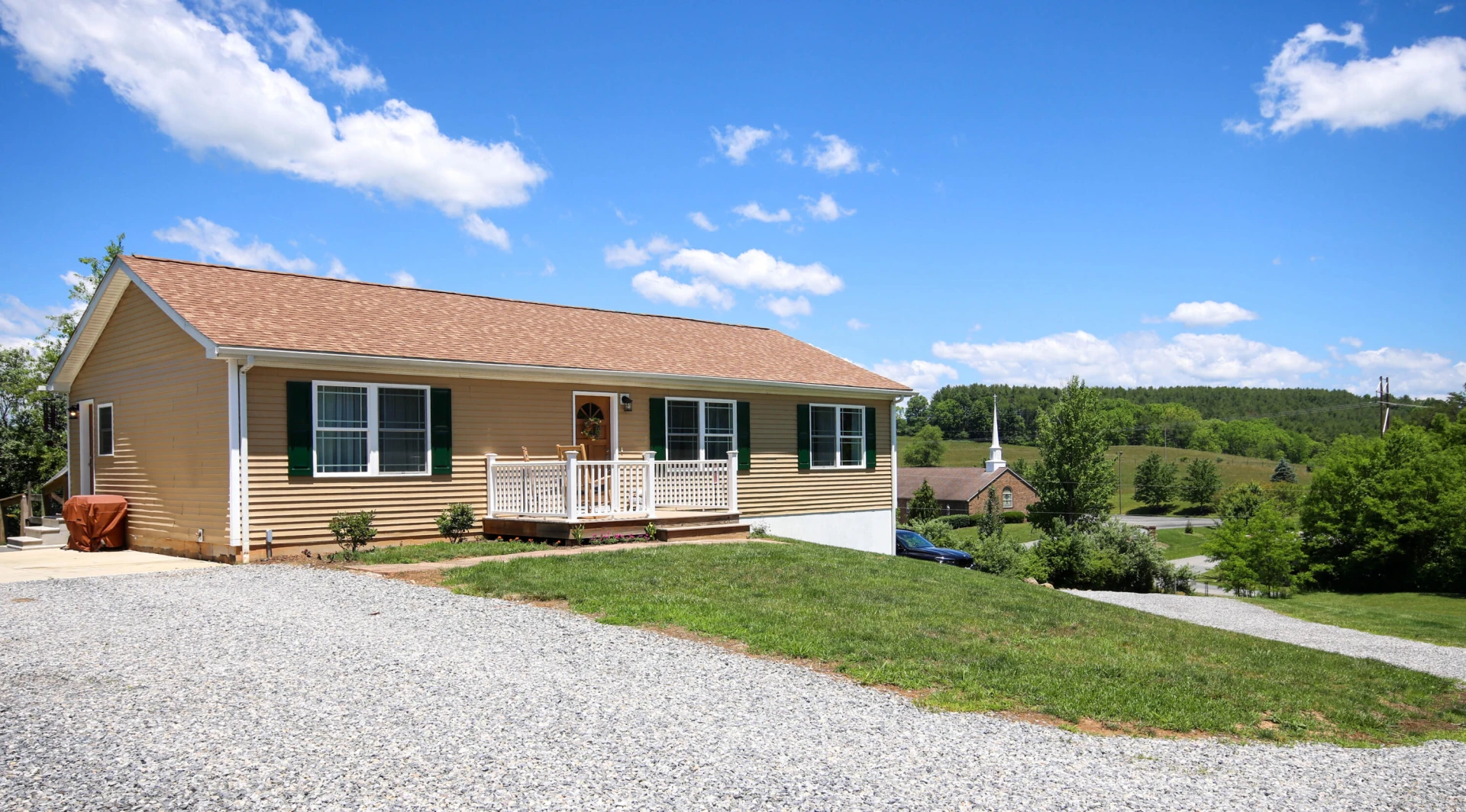 233 Gallimore LN NE - Photo 2